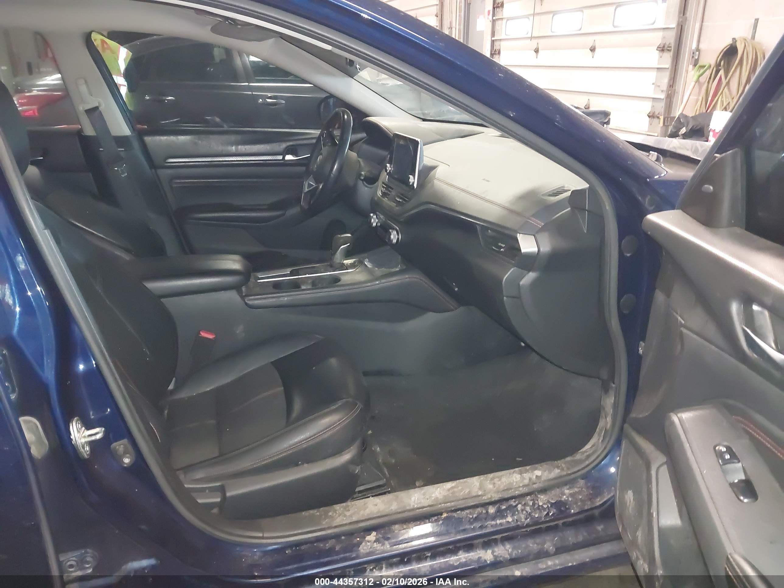 NISSAN ALTIMA image 5