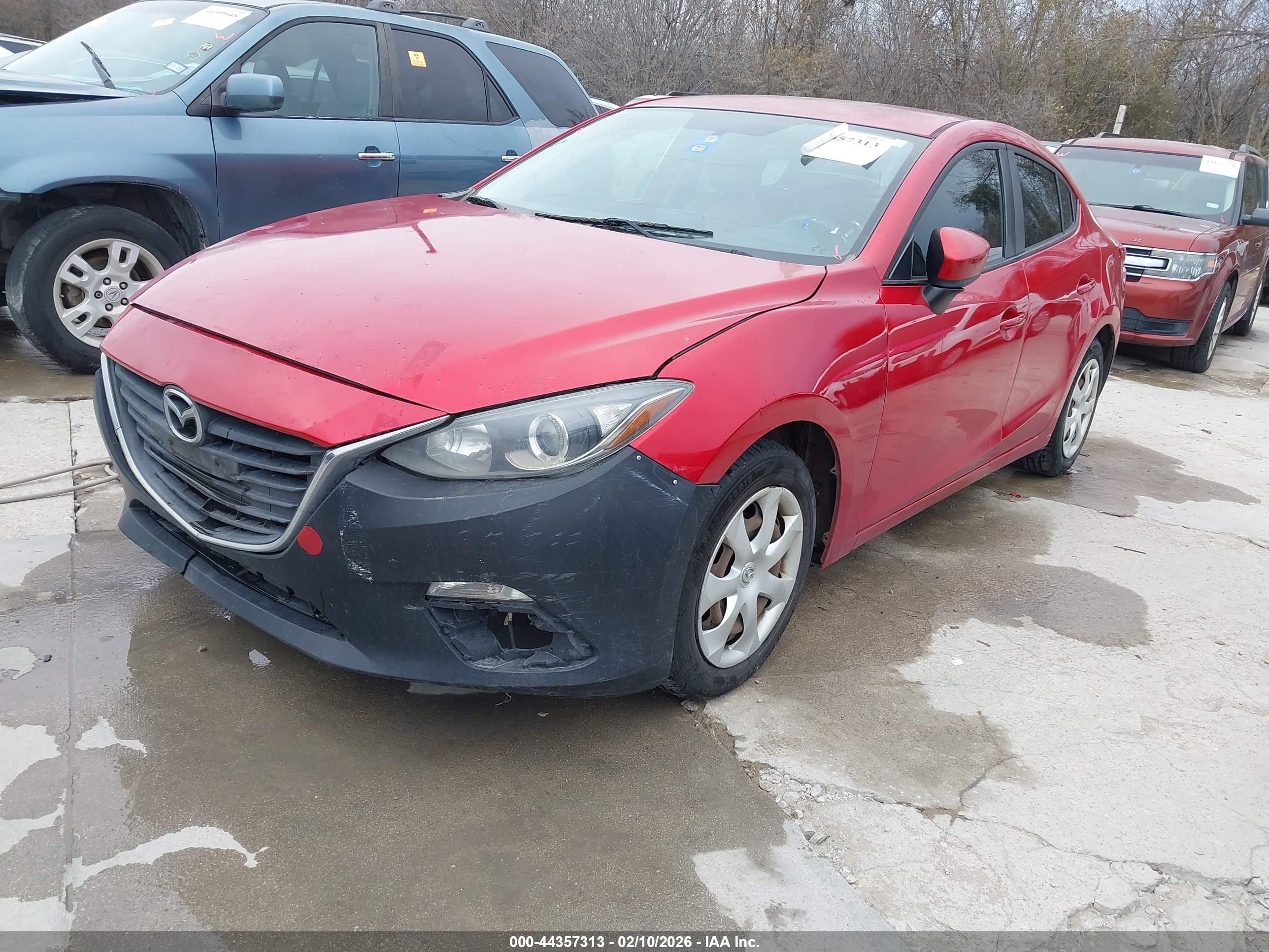 MAZDA MAZDA3 image 2