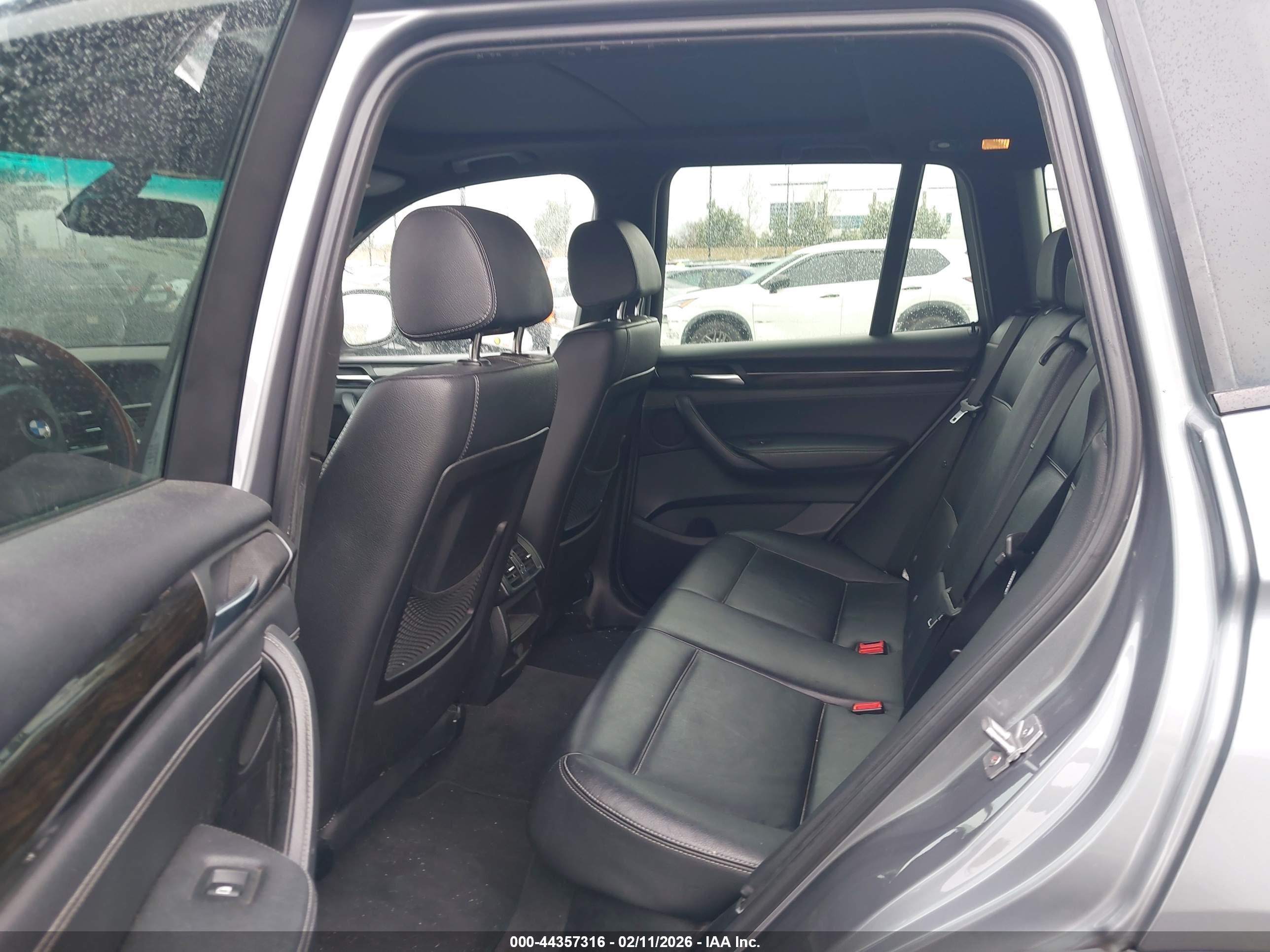 BMW X3 image 8