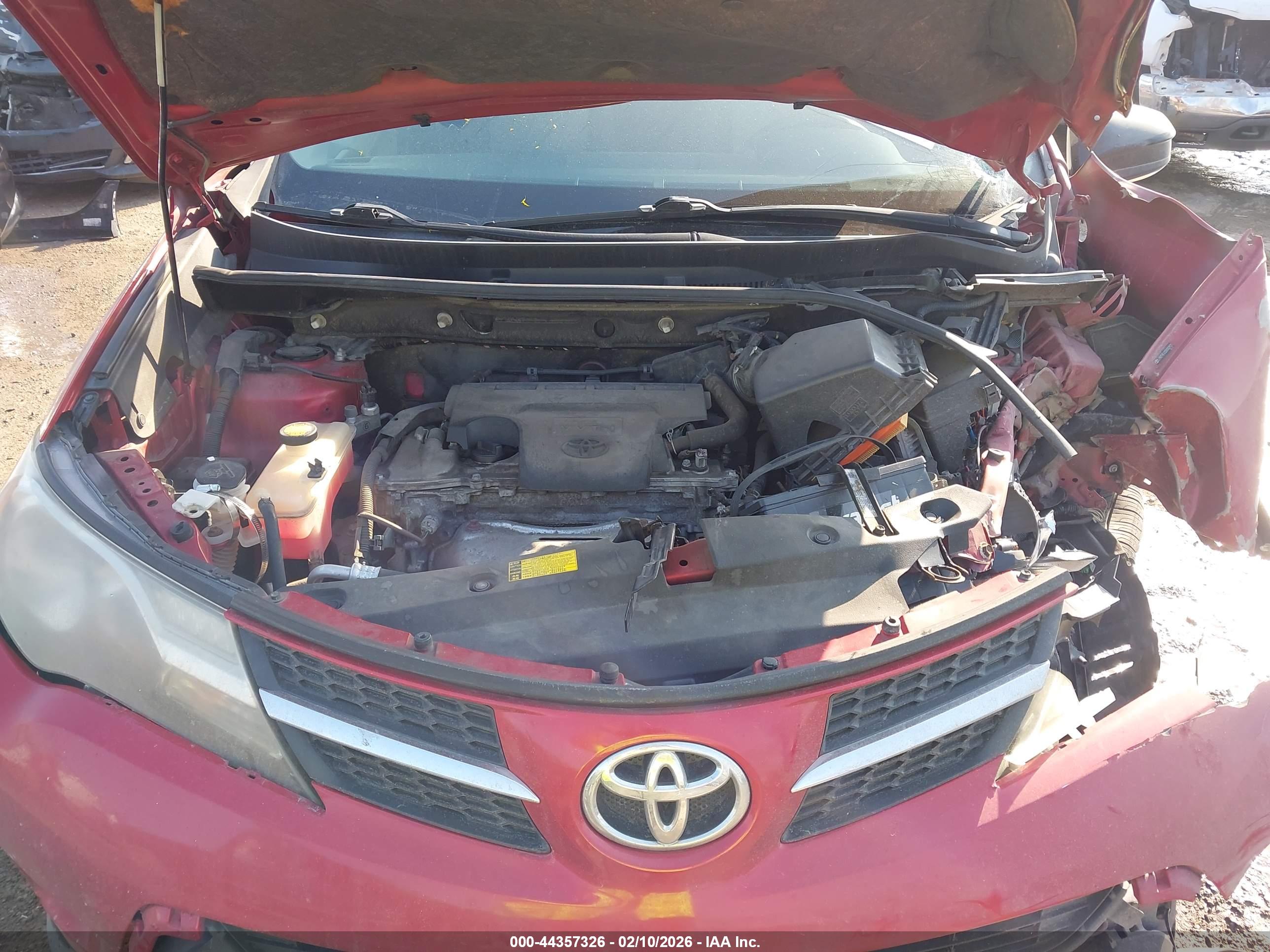 TOYOTA RAV4 image 10