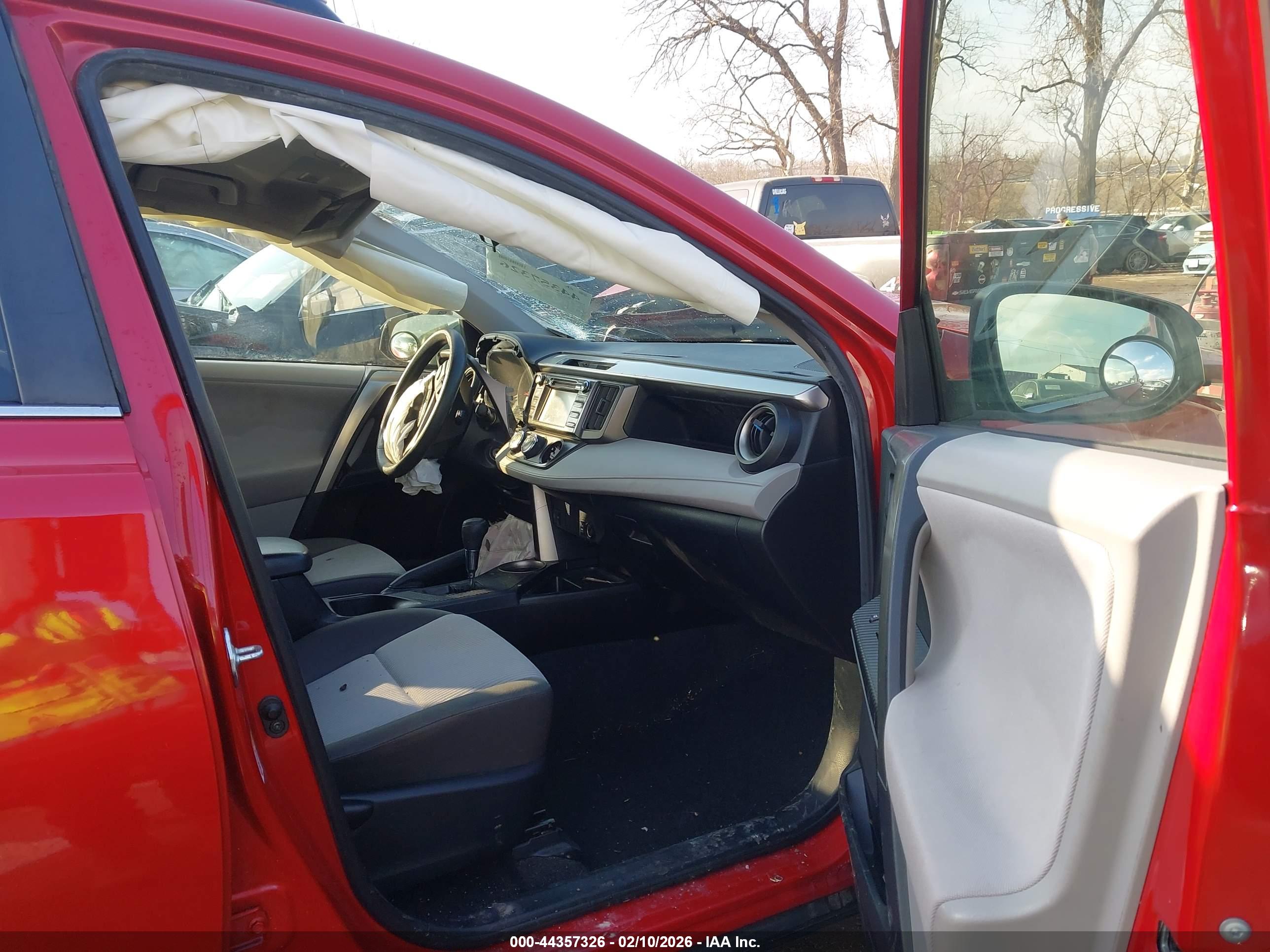 TOYOTA RAV4 image 5