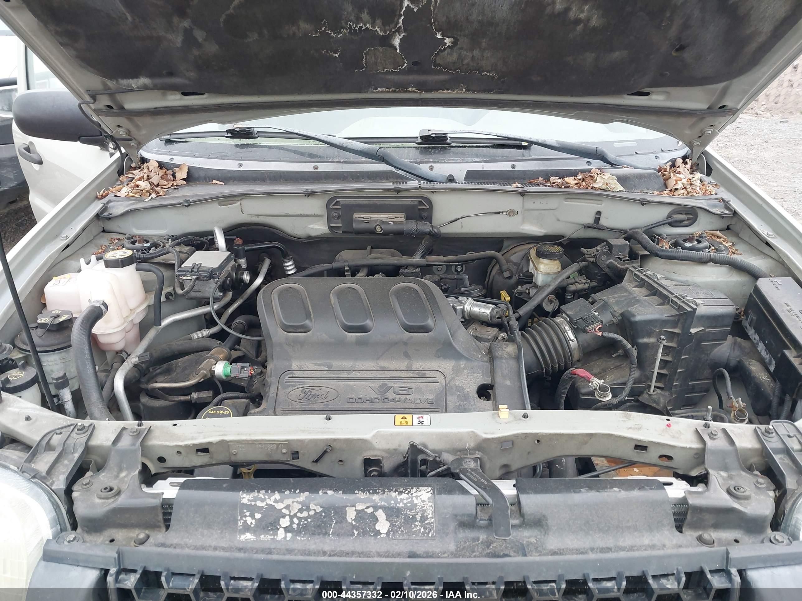 FORD ESCAPE image 10
