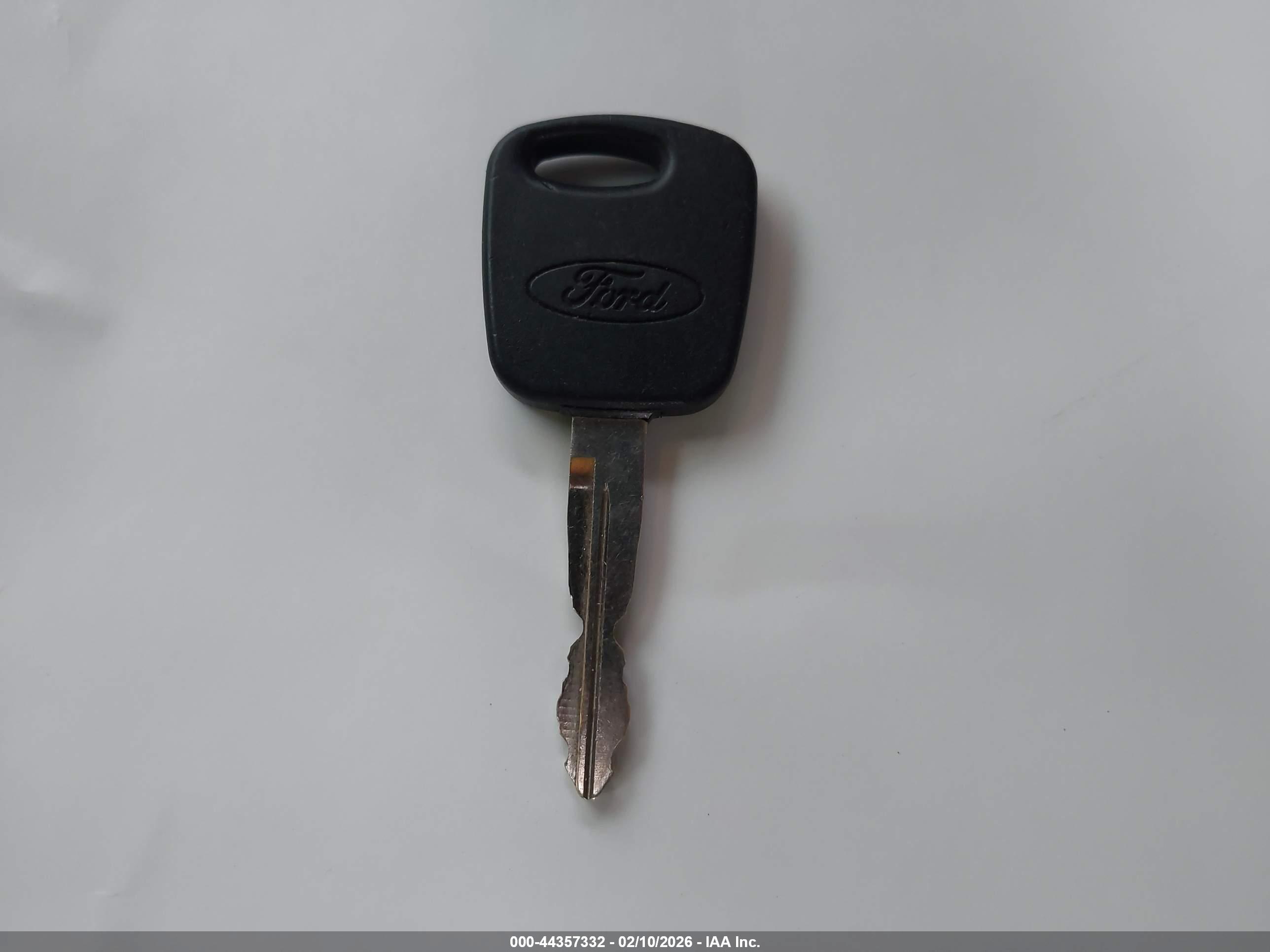 FORD ESCAPE image 11