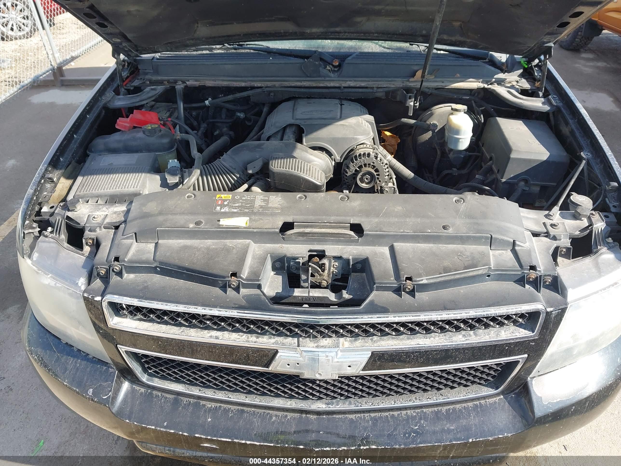 CHEVROLET TAHOE image 10