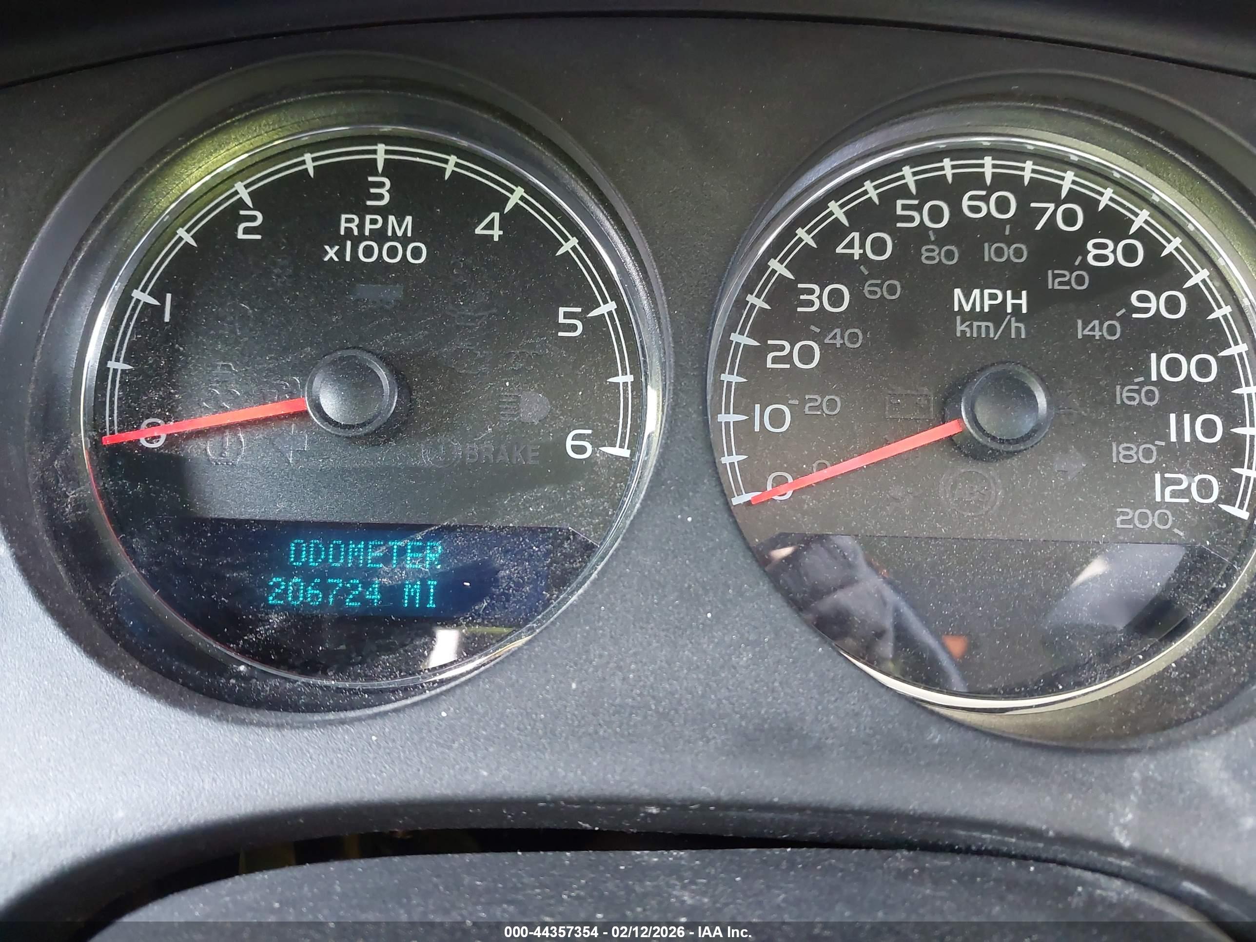CHEVROLET TAHOE image 7