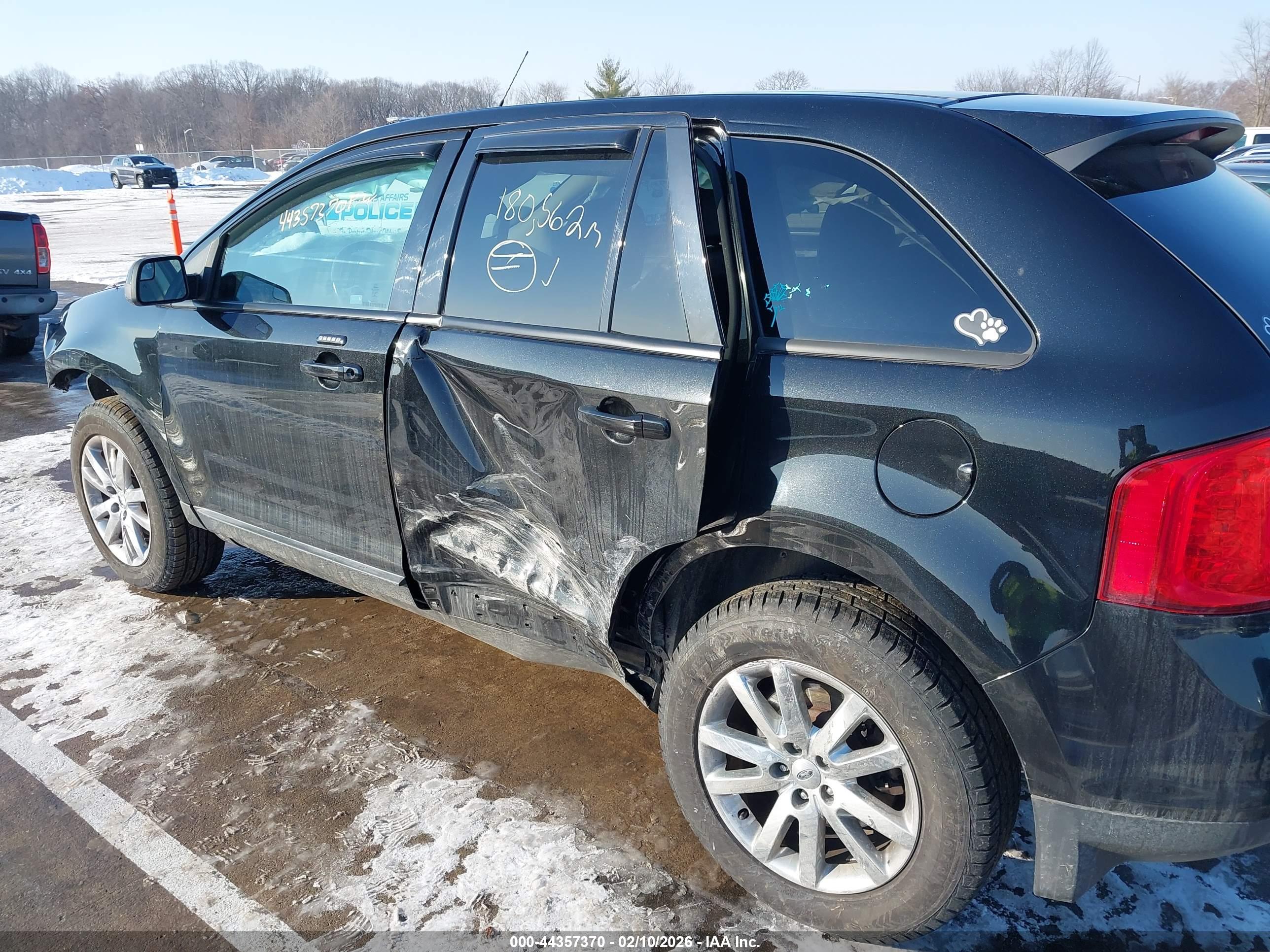 FORD EDGE image 6