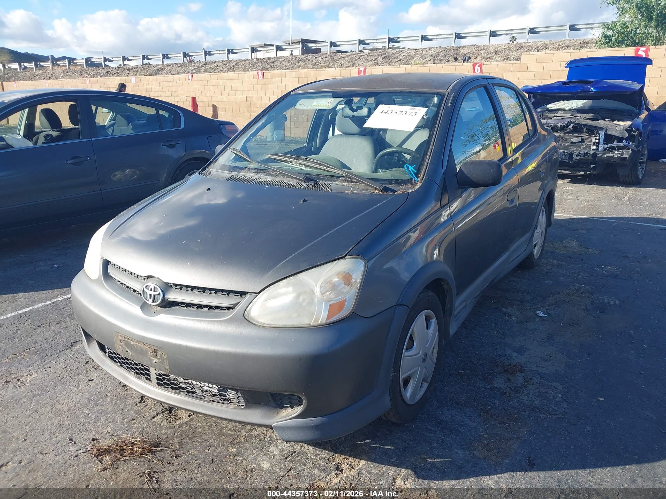 TOYOTA ECHO image 2