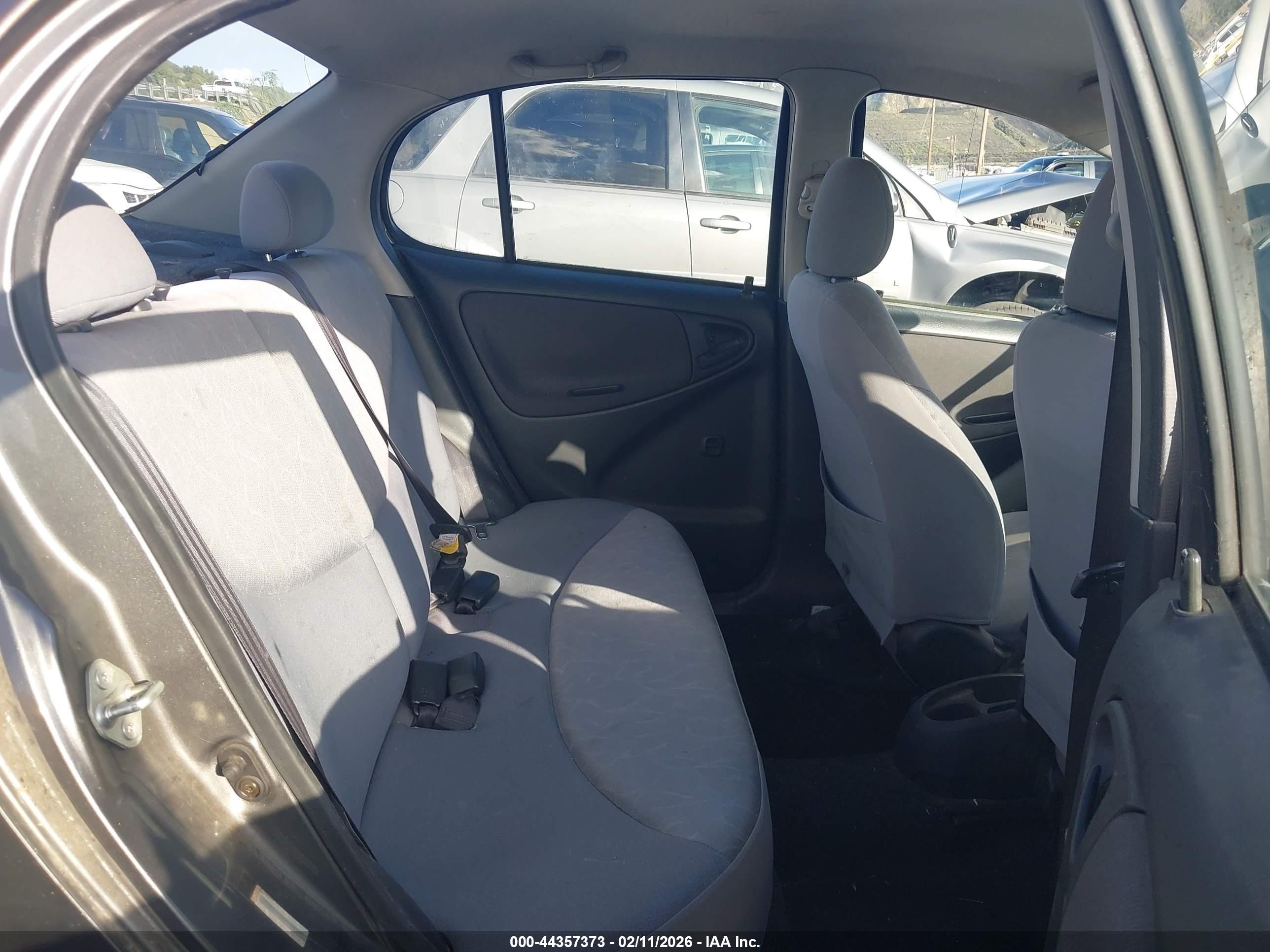 TOYOTA ECHO image 8
