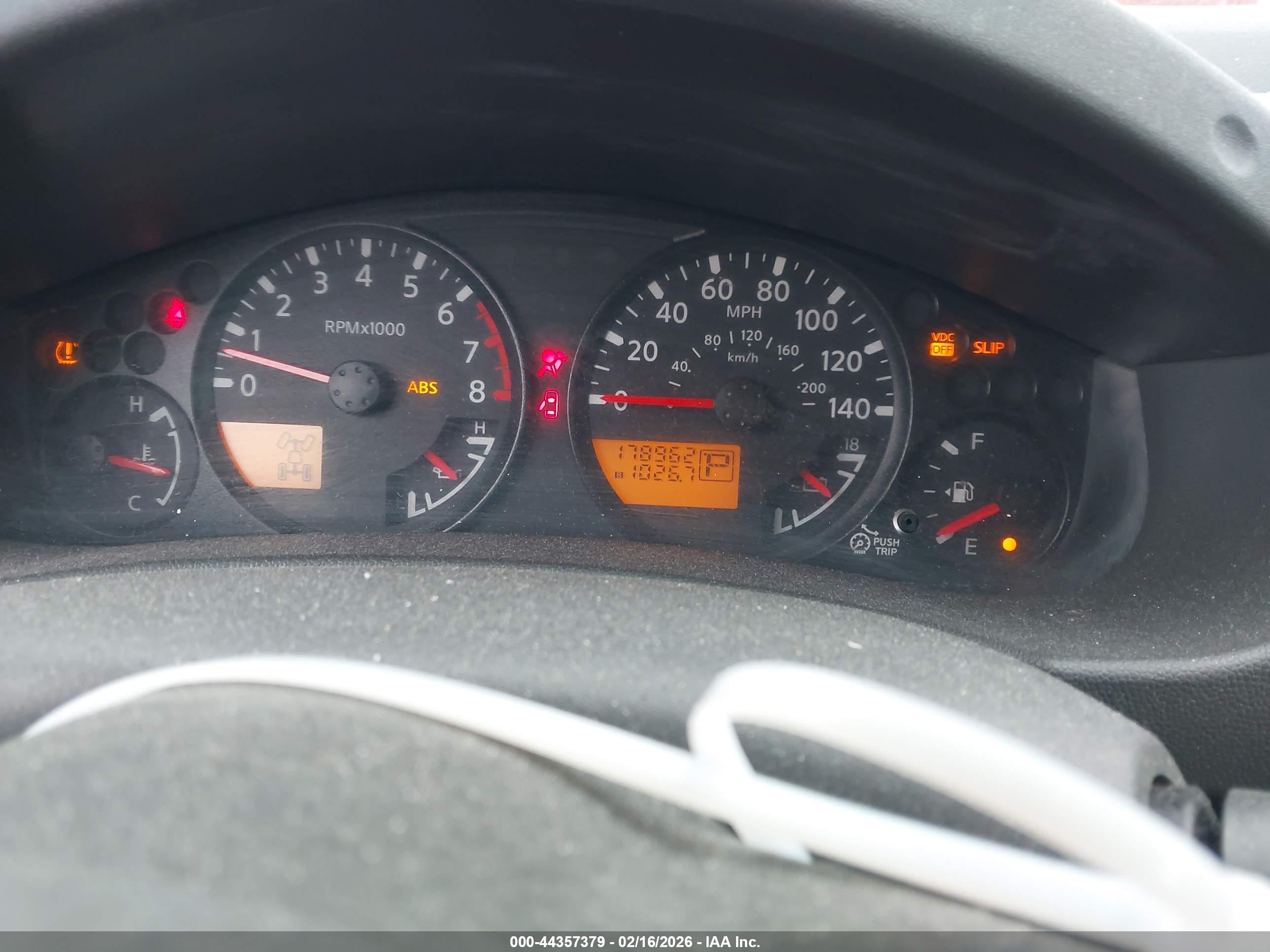 NISSAN FRONTIER image 7