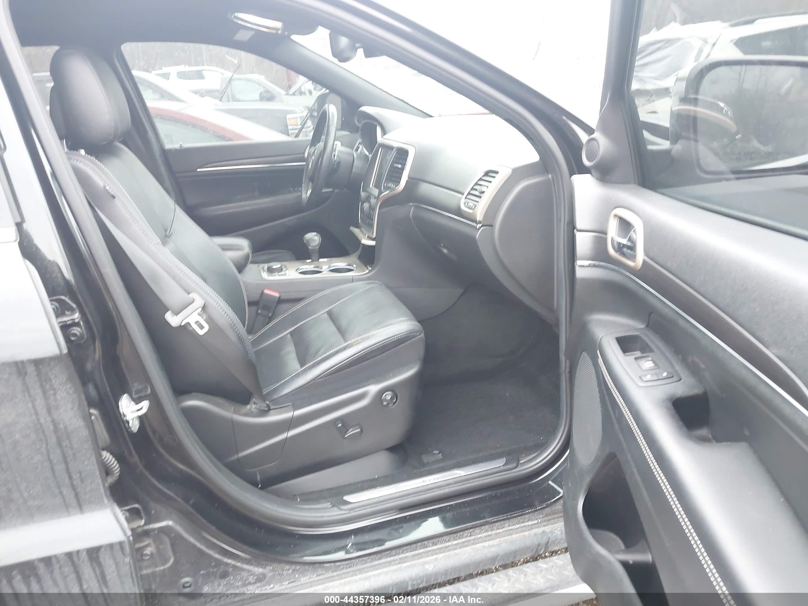 JEEP GRAND image 5