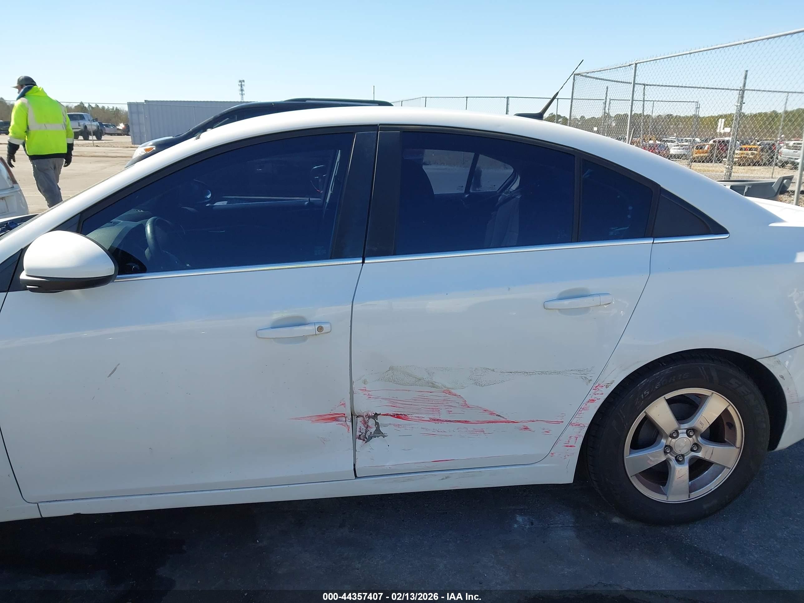 CHEVROLET CRUZE image 6