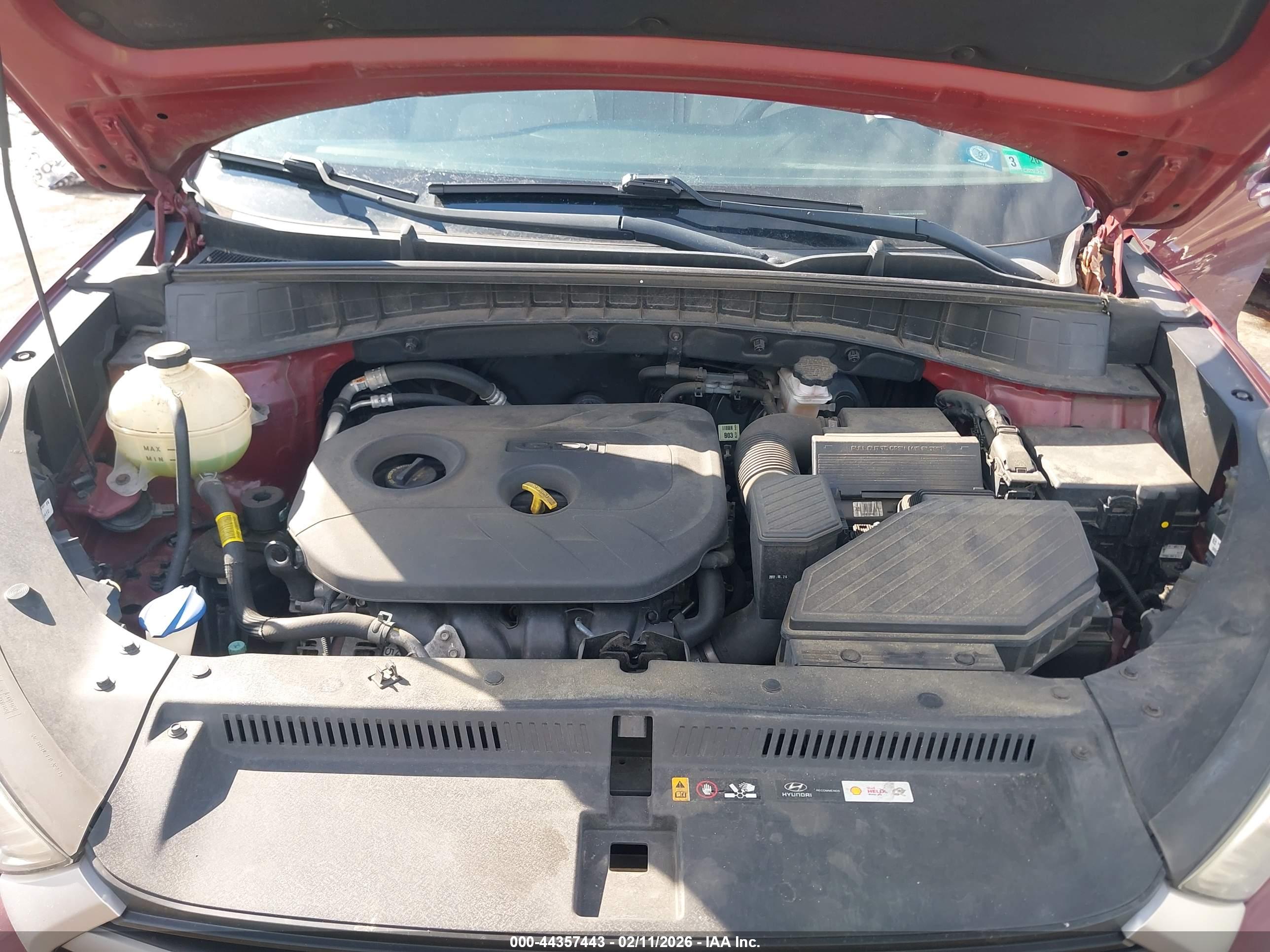 HYUNDAI TUCSON image 10