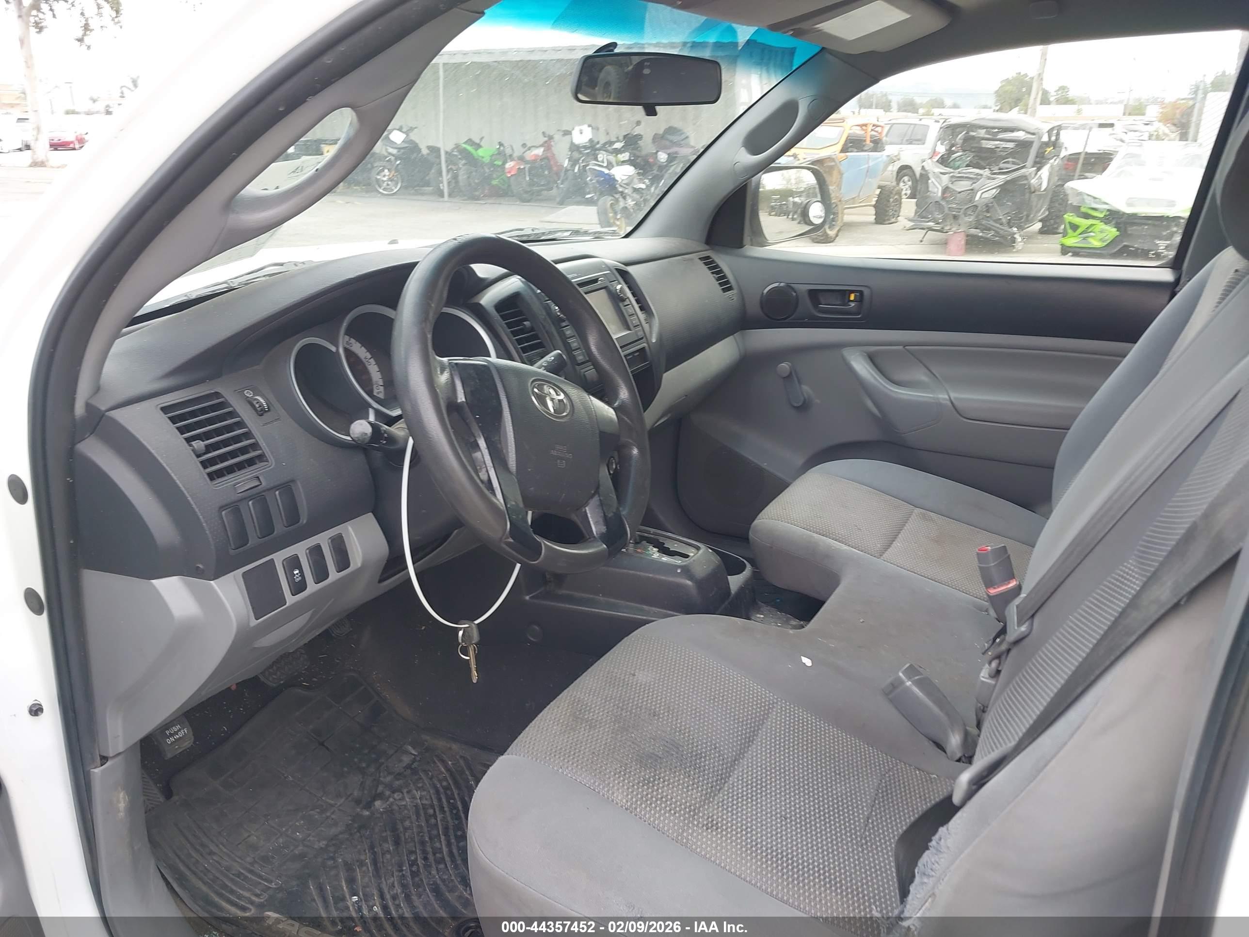 TOYOTA TACOMA image 8