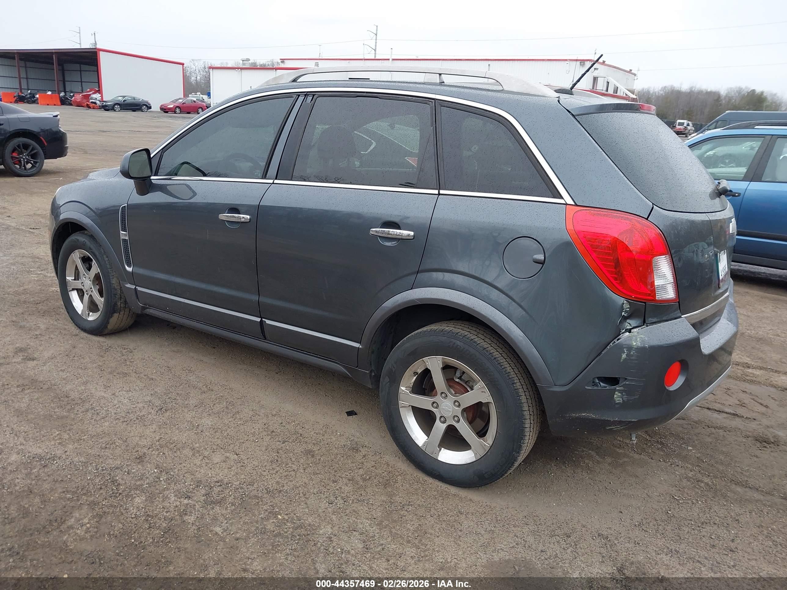 CHEVROLET CAPTIVA image 3