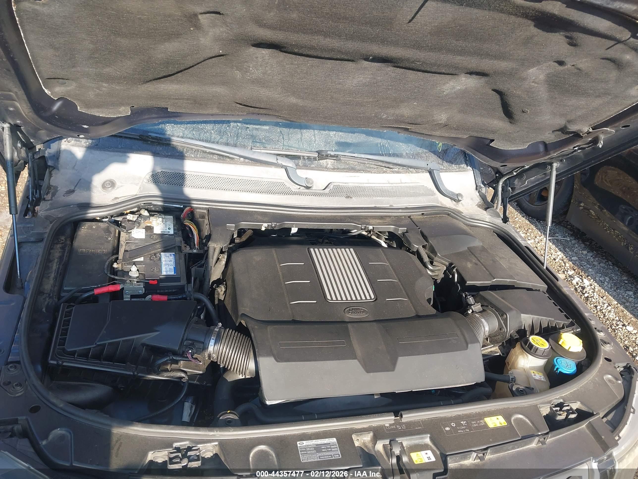 LAND ROVER image 10