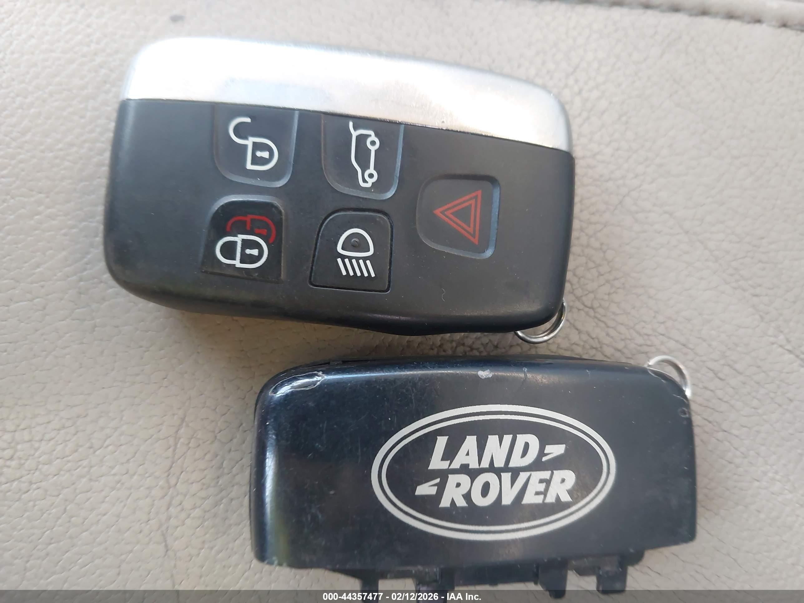 LAND ROVER image 11