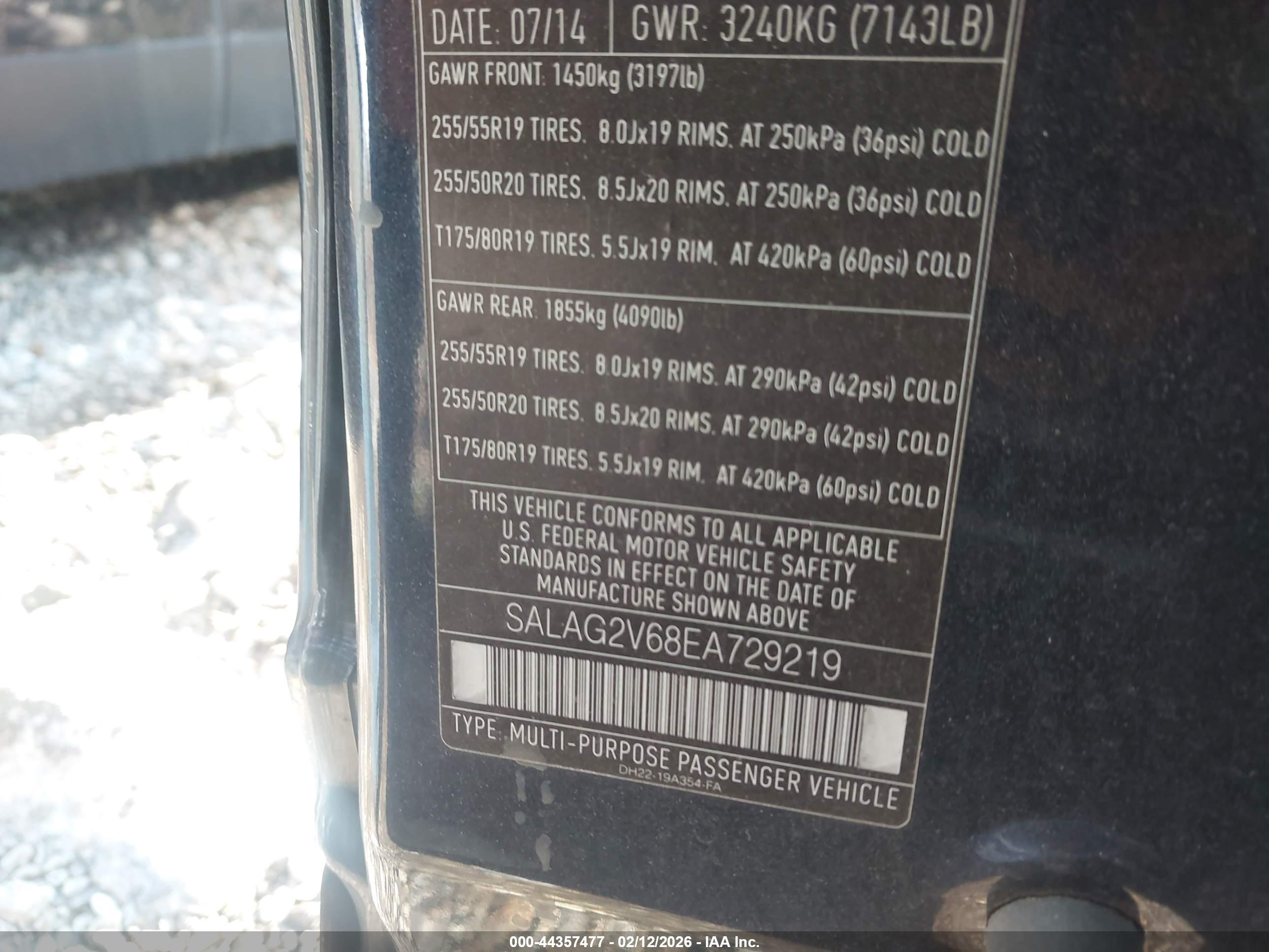 LAND ROVER image 9