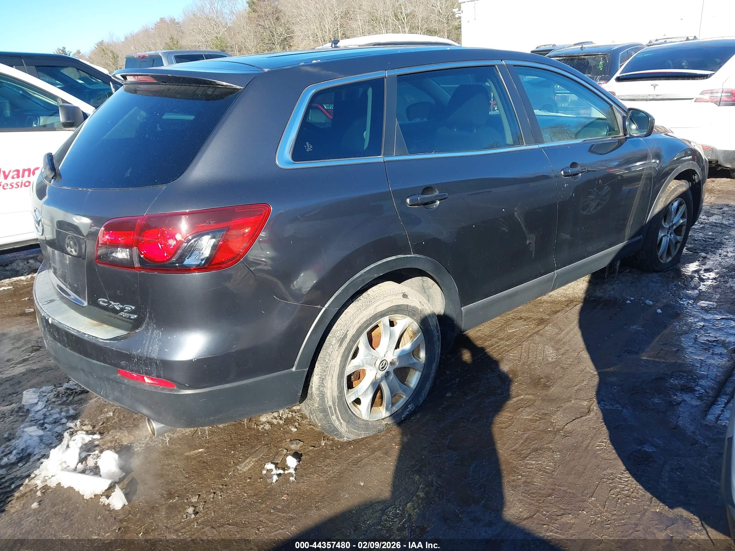 MAZDA CX-9 image 4