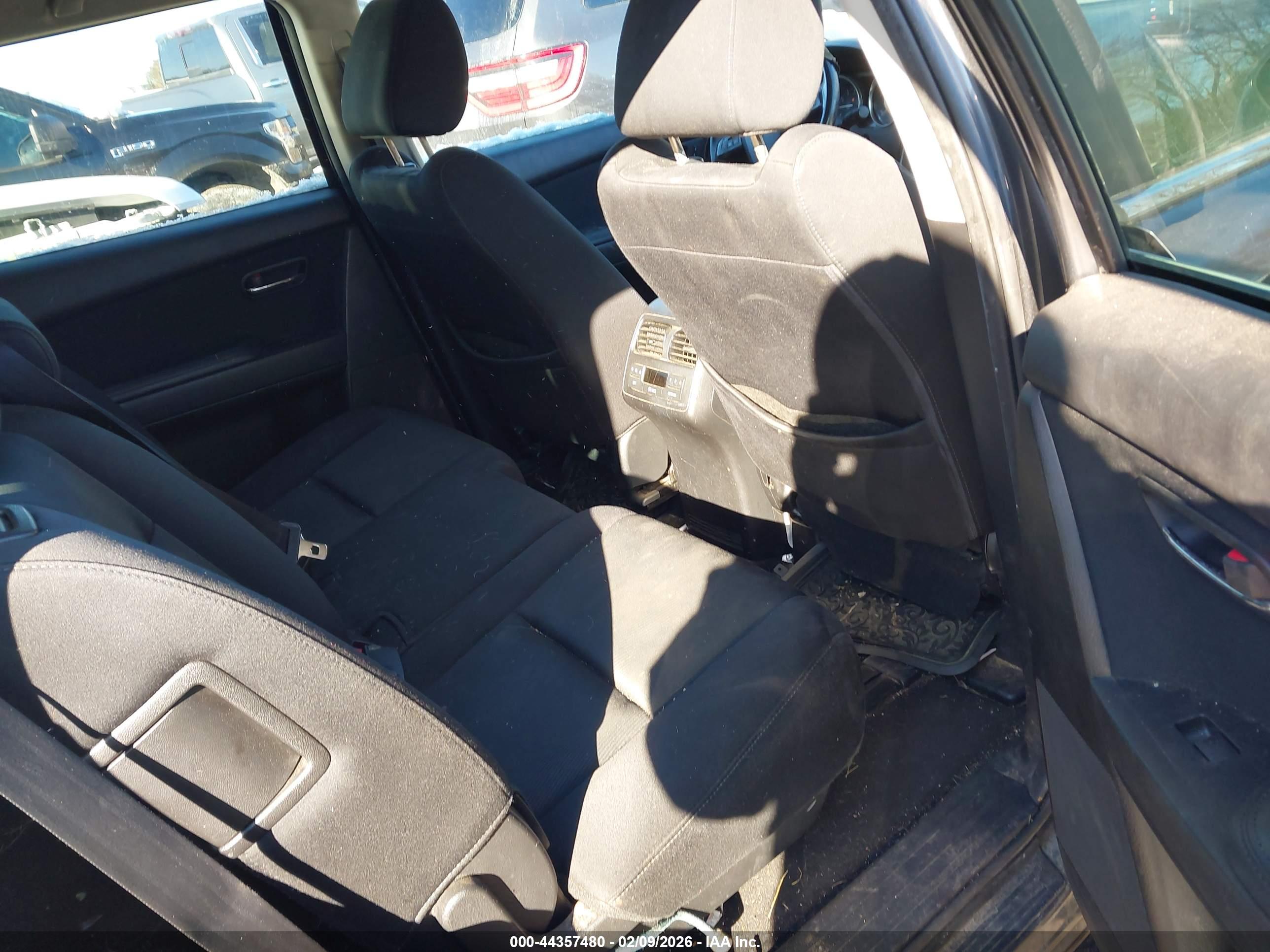 MAZDA CX-9 image 8