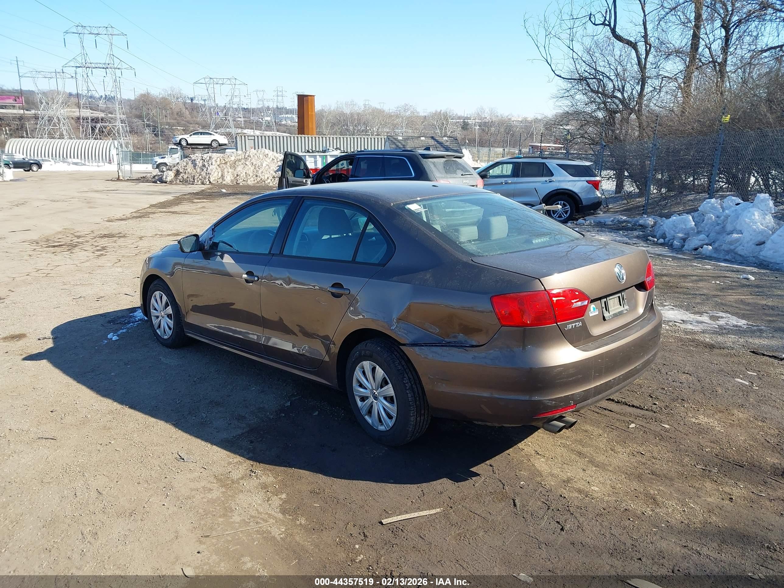 VOLKSWAGEN JETTA image 3
