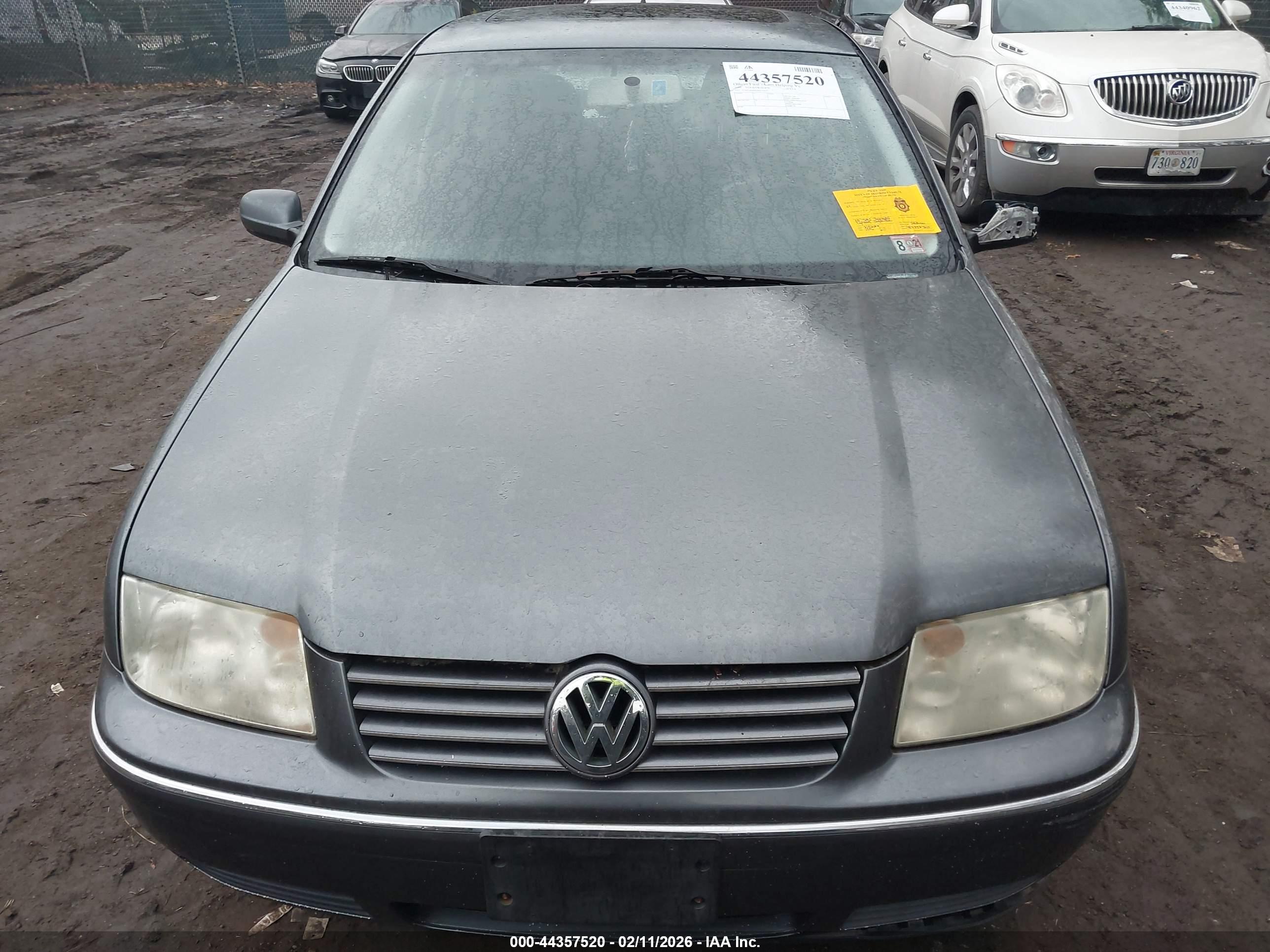 VOLKSWAGEN JETTA image 6