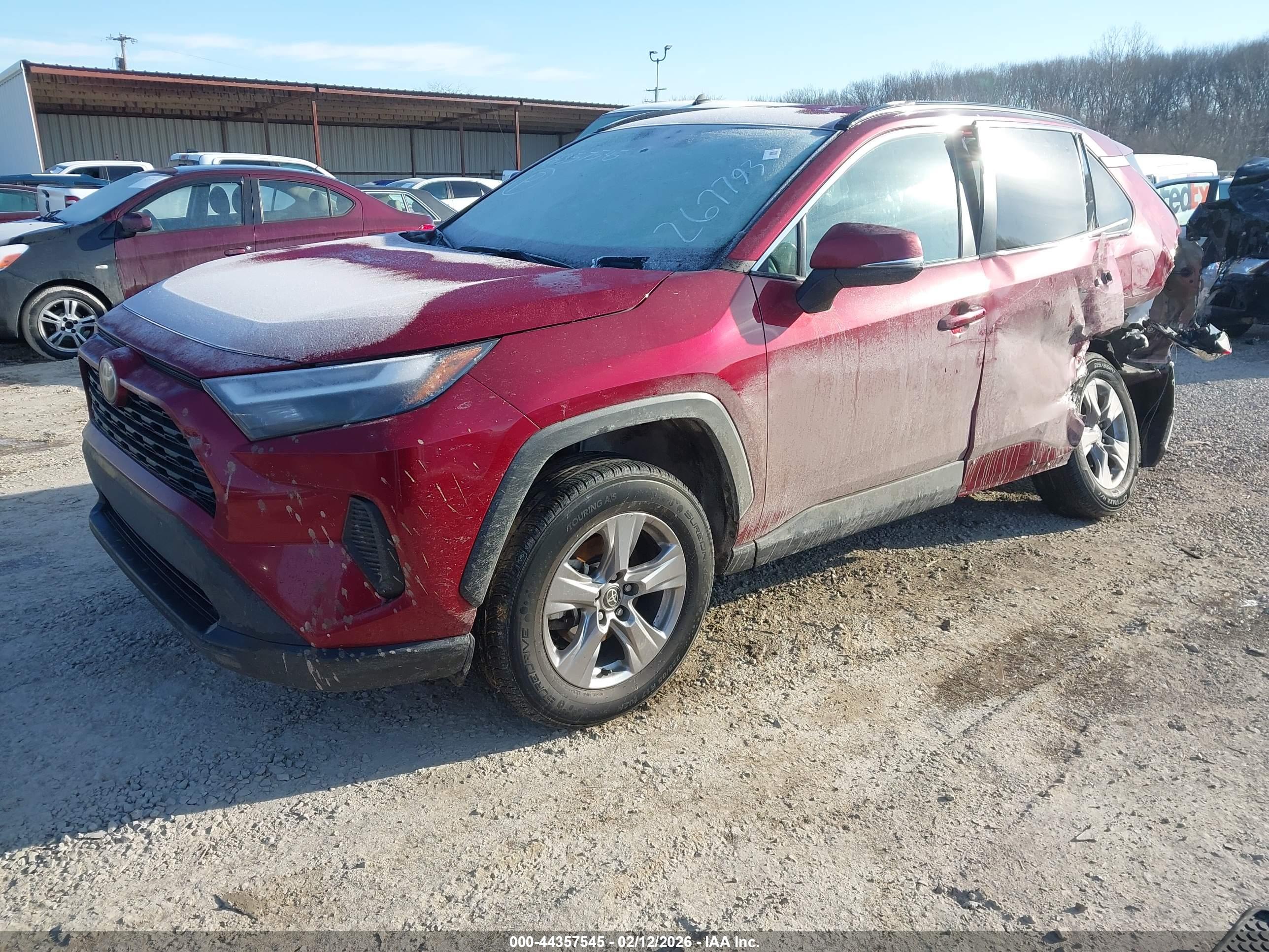 TOYOTA RAV4 image 2