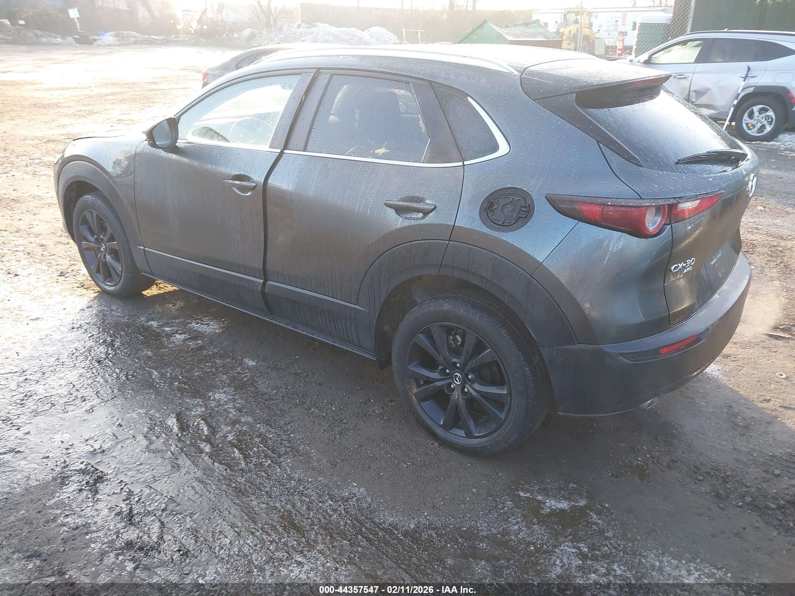 MAZDA CX-30 image 3