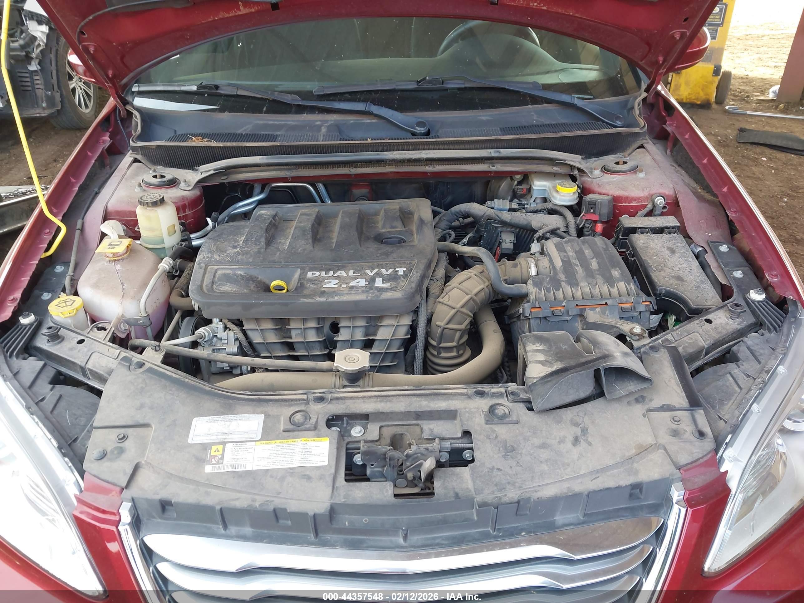 CHRYSLER 200 image 10