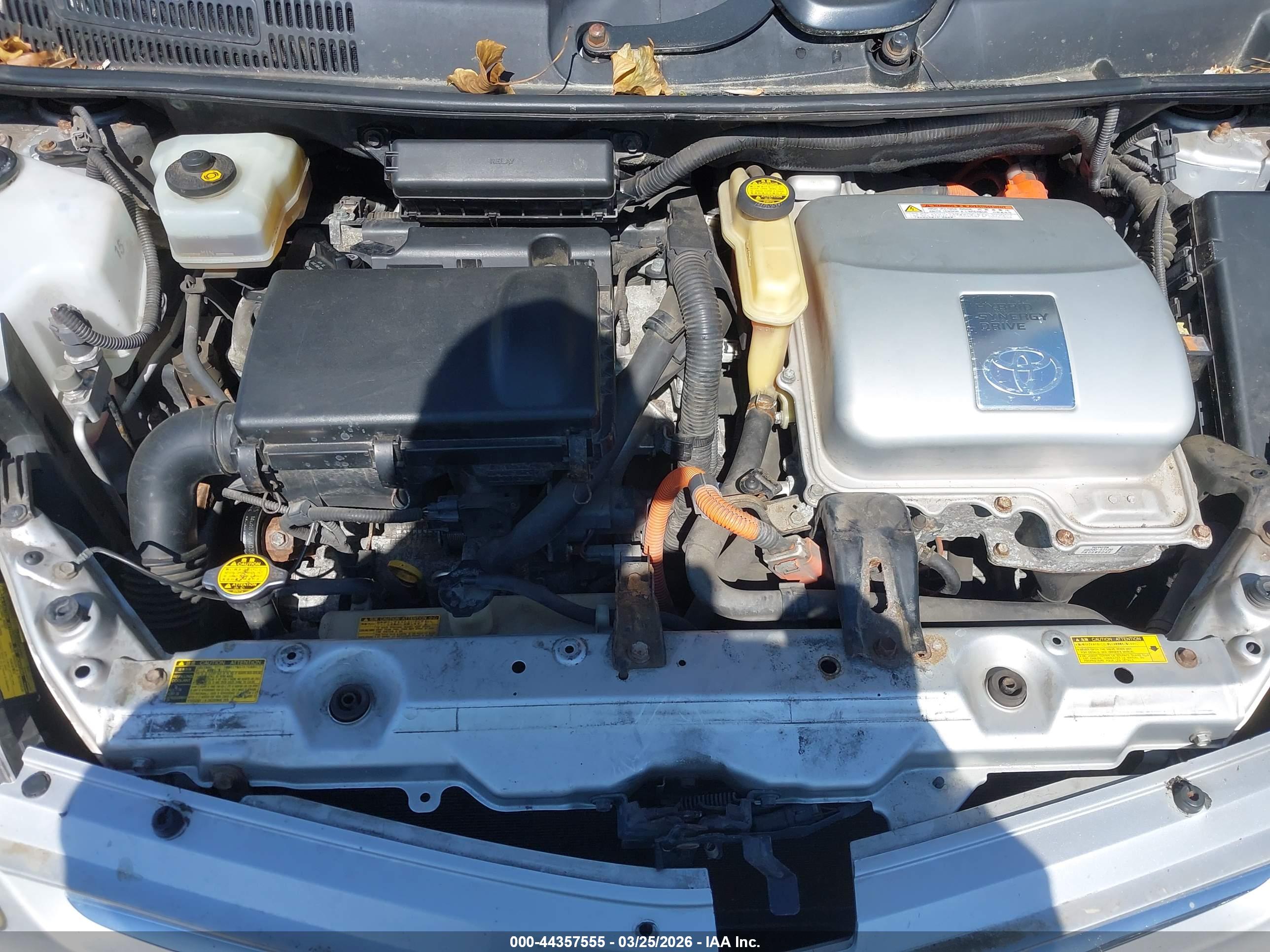 TOYOTA PRIUS image 10