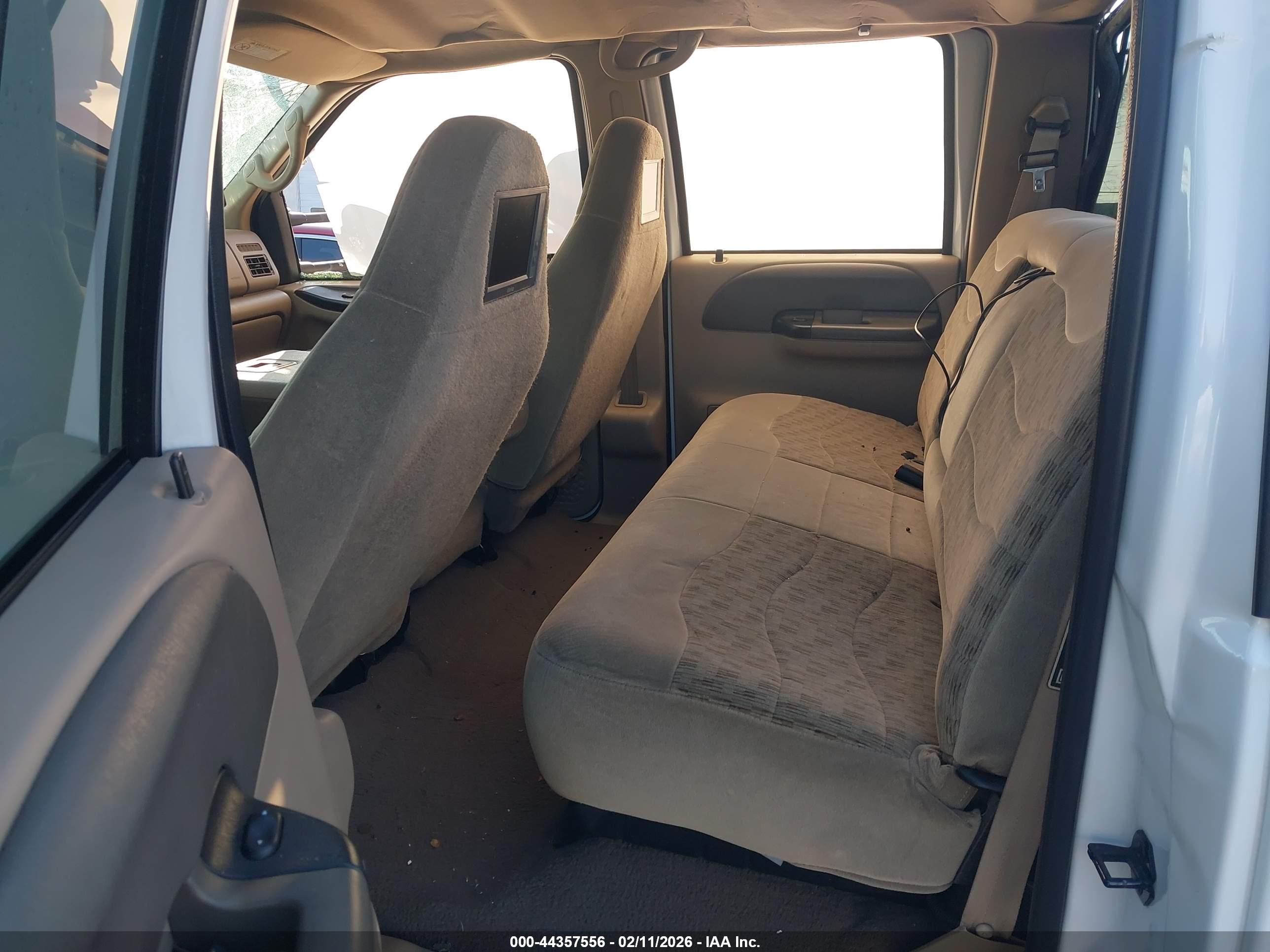 FORD F-250 image 8