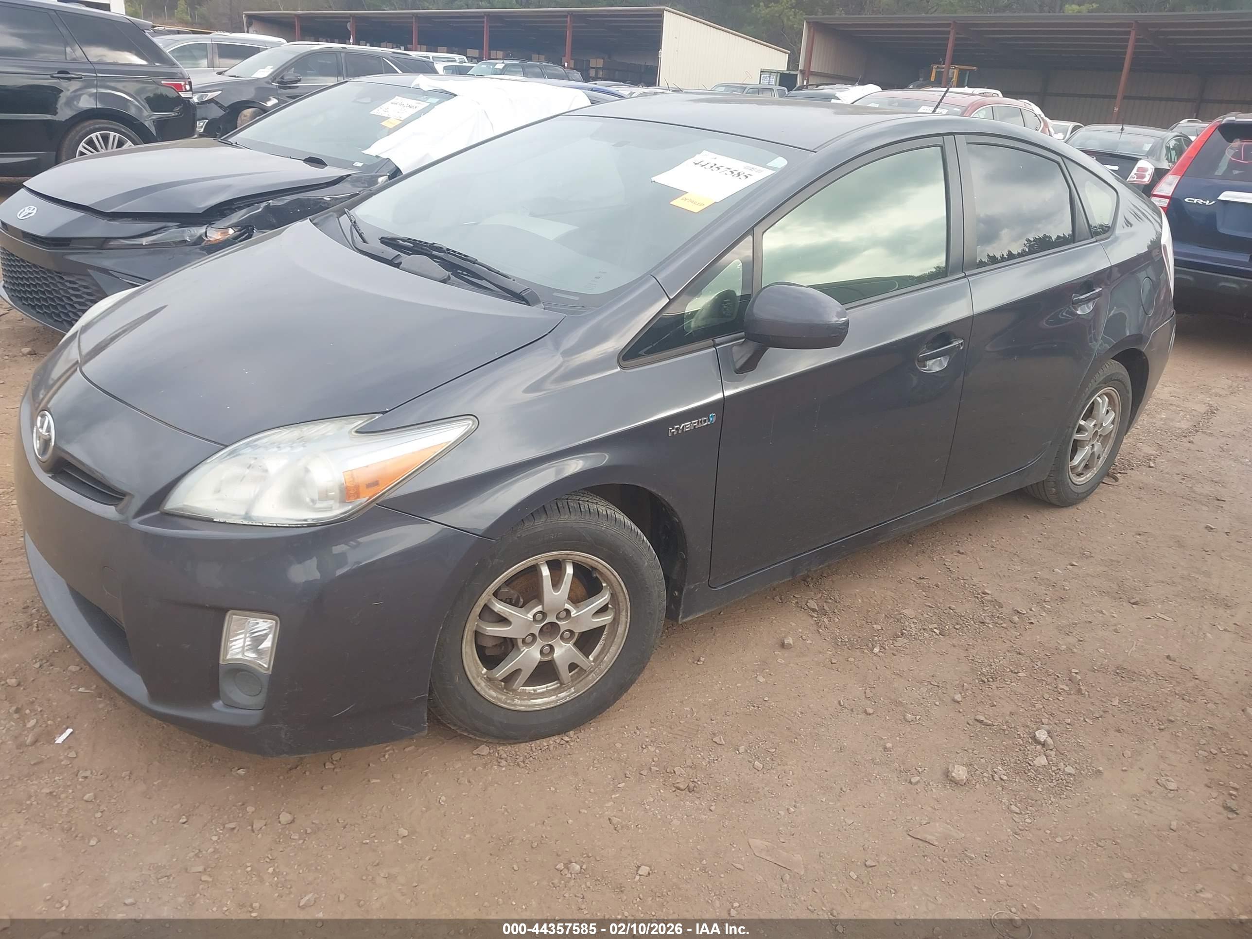 TOYOTA PRIUS image 2