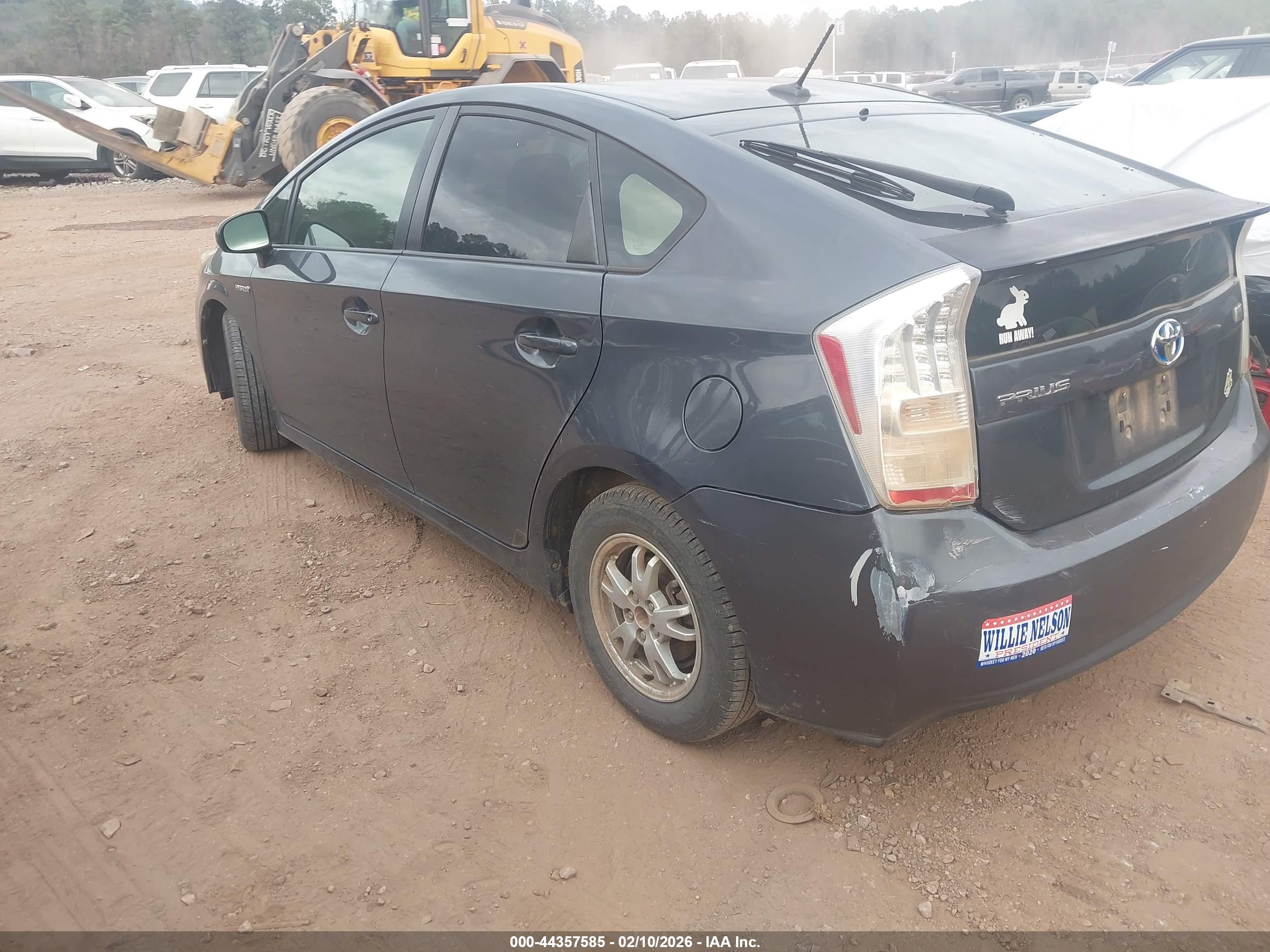 TOYOTA PRIUS image 3