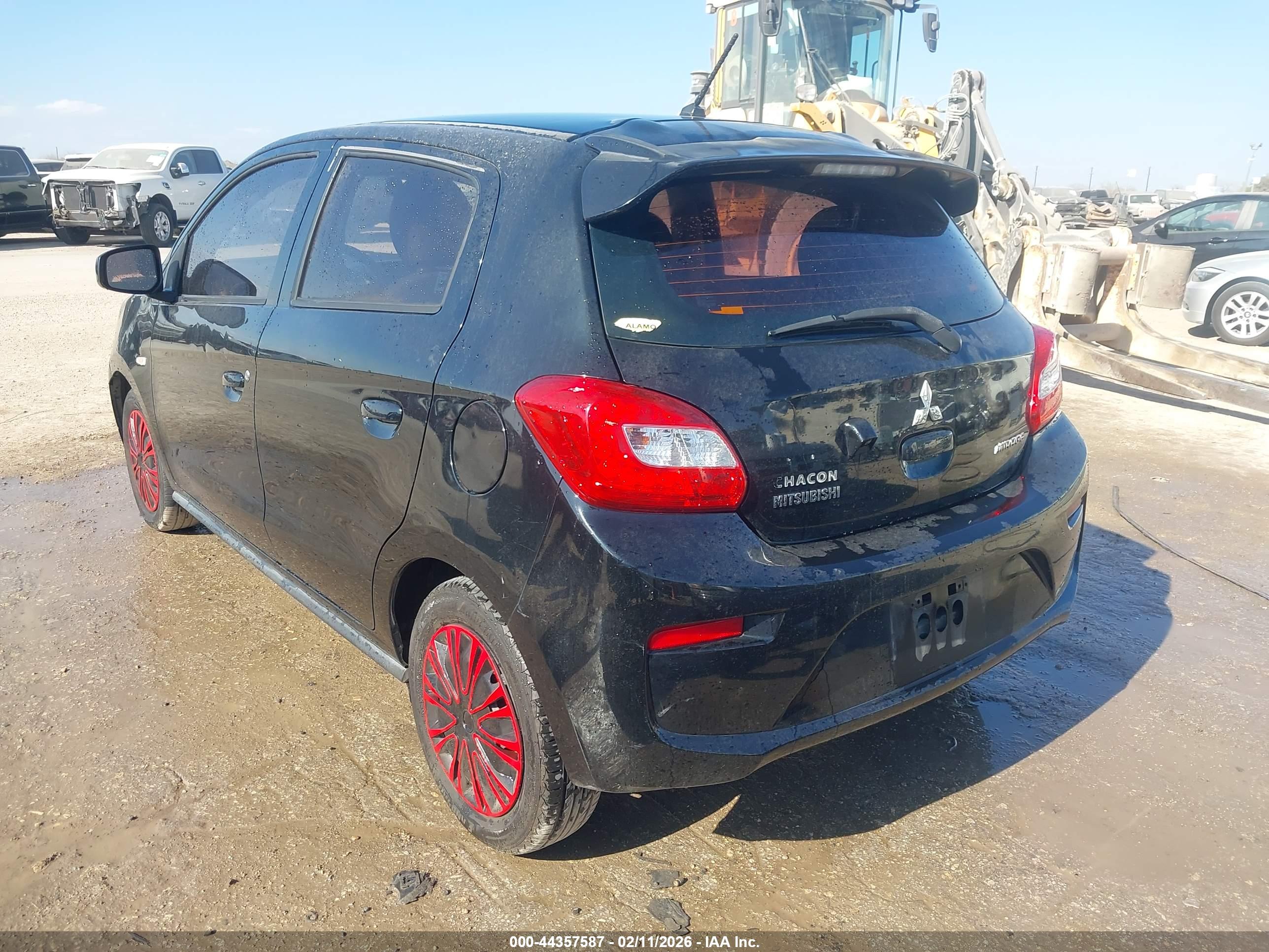 MITSUBISHI MIRAGE image 3