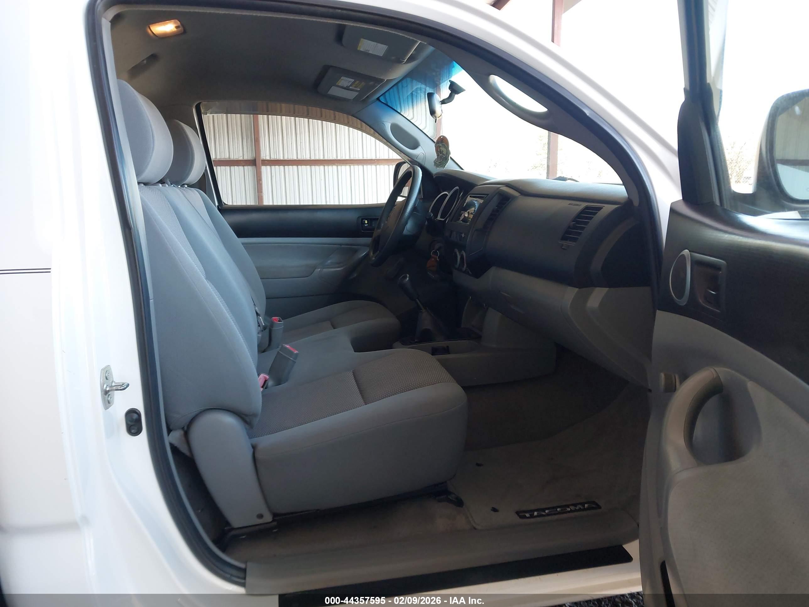 TOYOTA TACOMA image 5