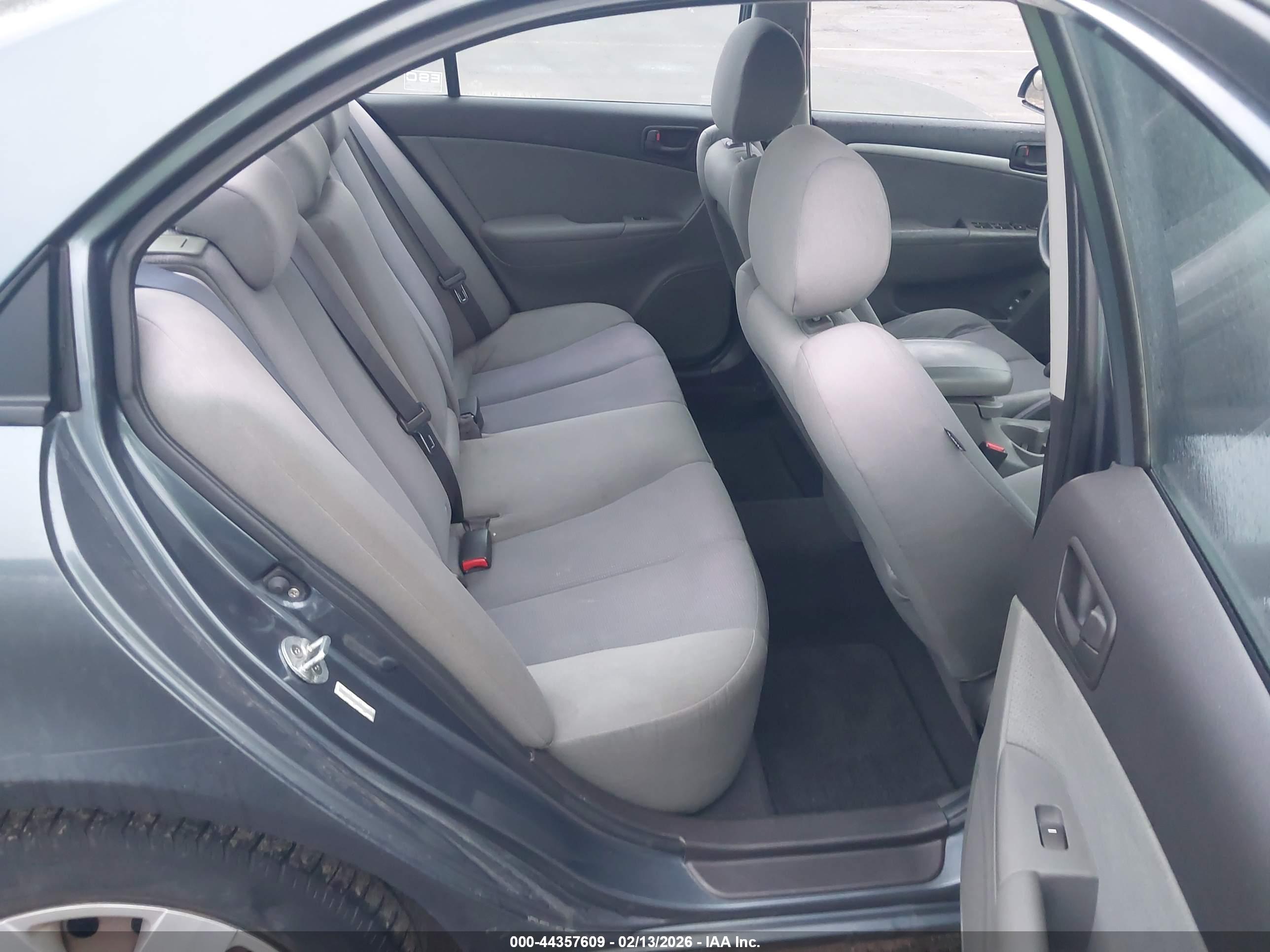 HYUNDAI SONATA image 8
