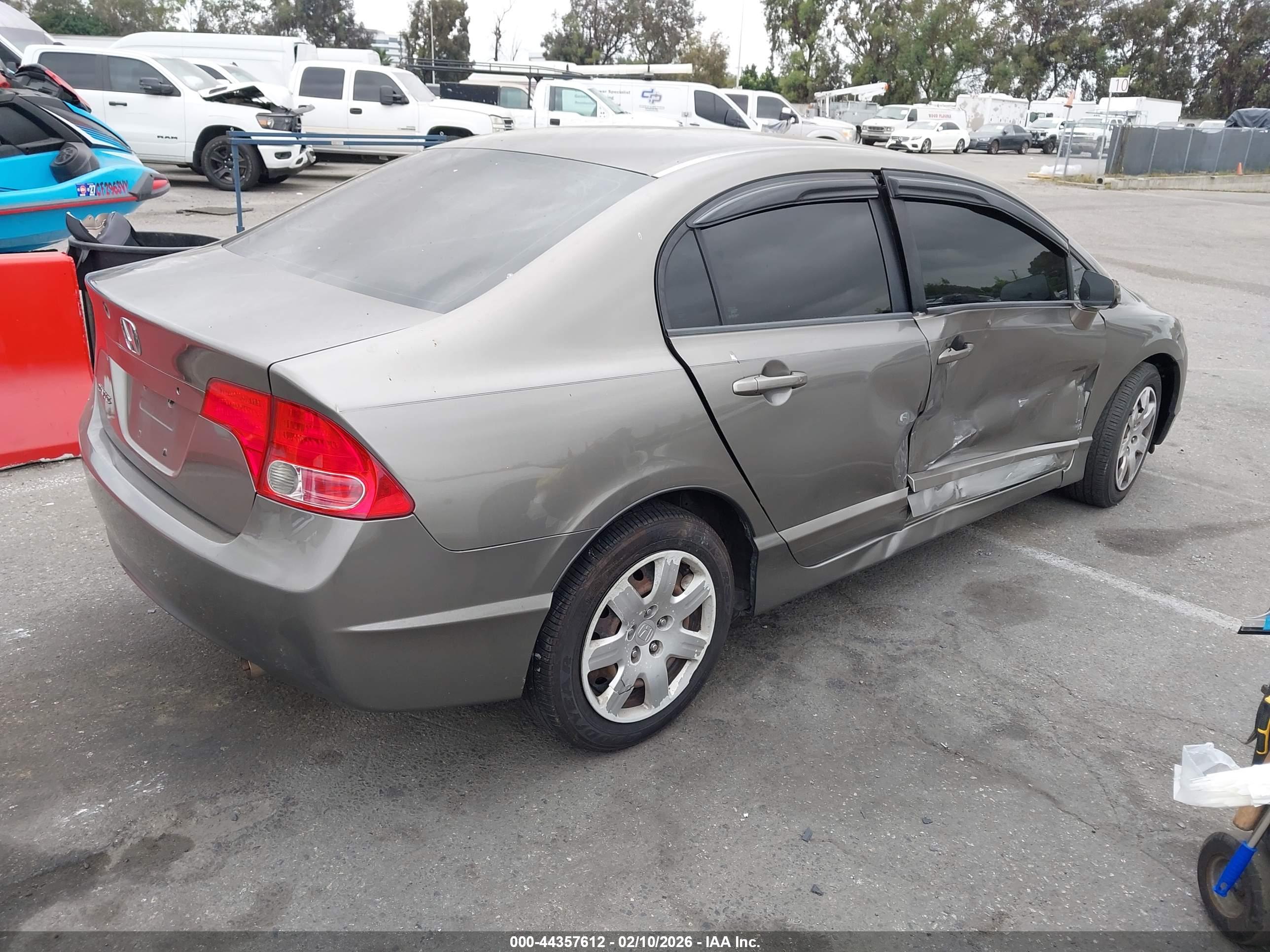 HONDA CIVIC image 4