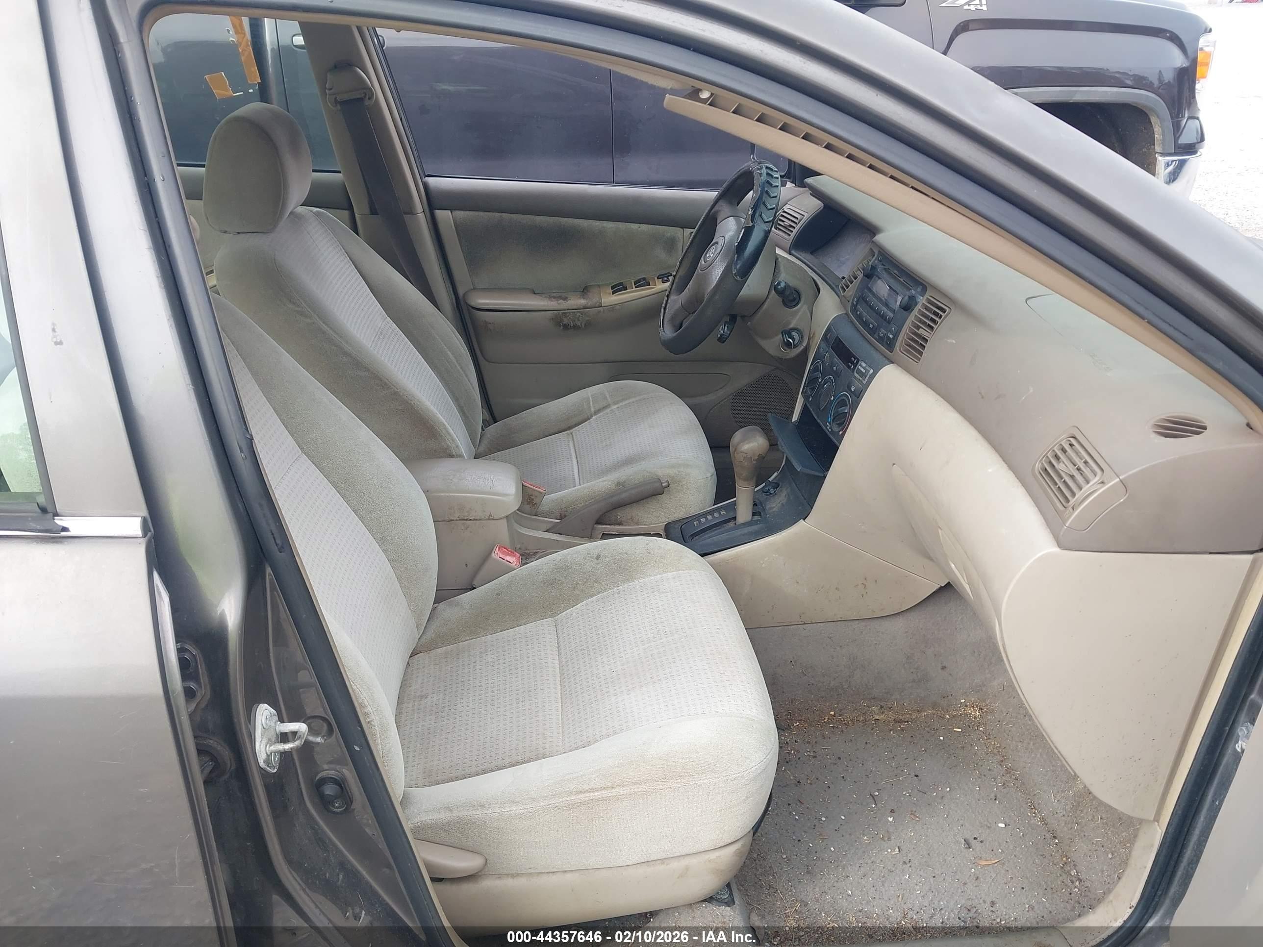 TOYOTA COROLLA image 5