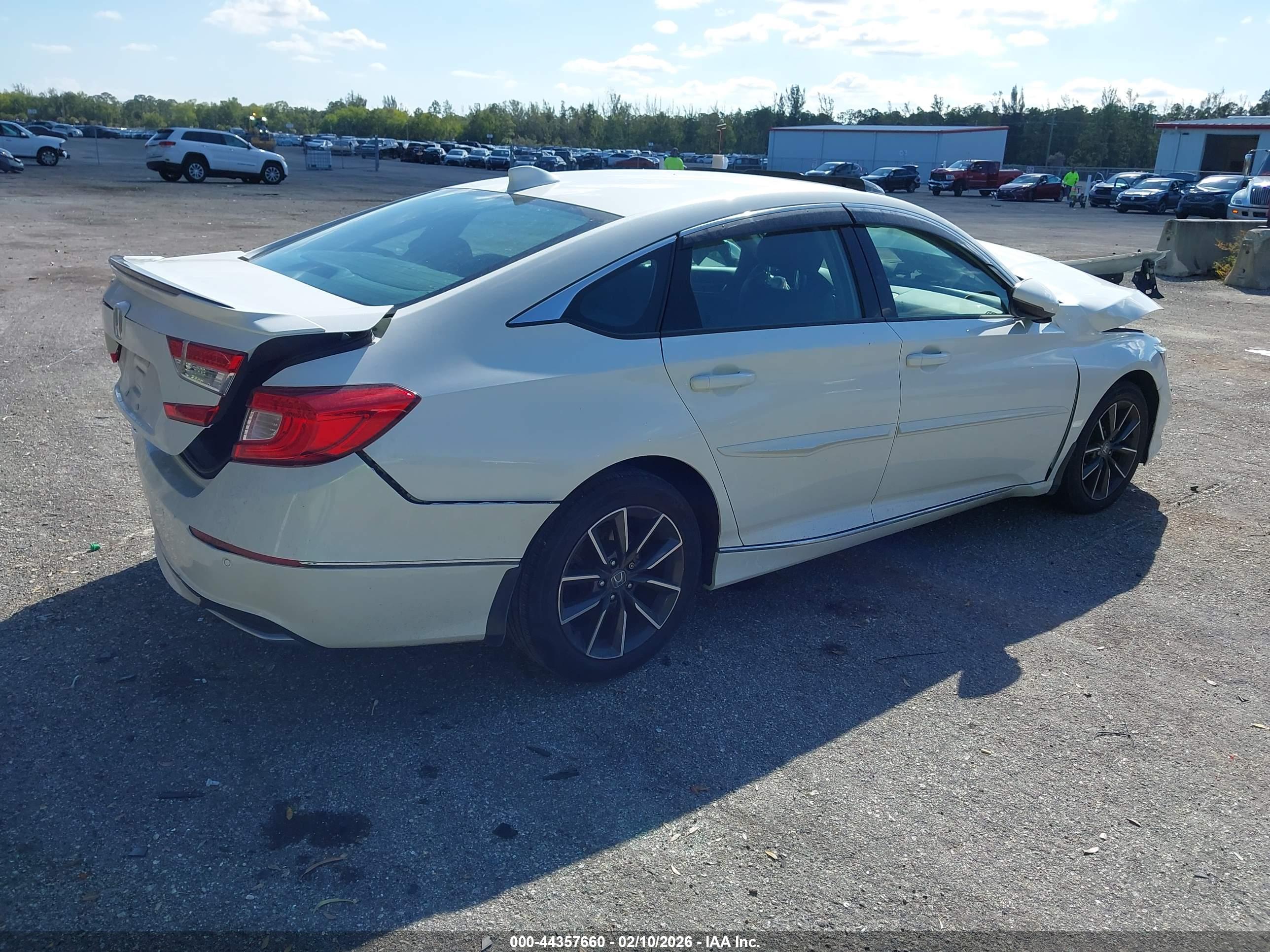 HONDA ACCORD image 4