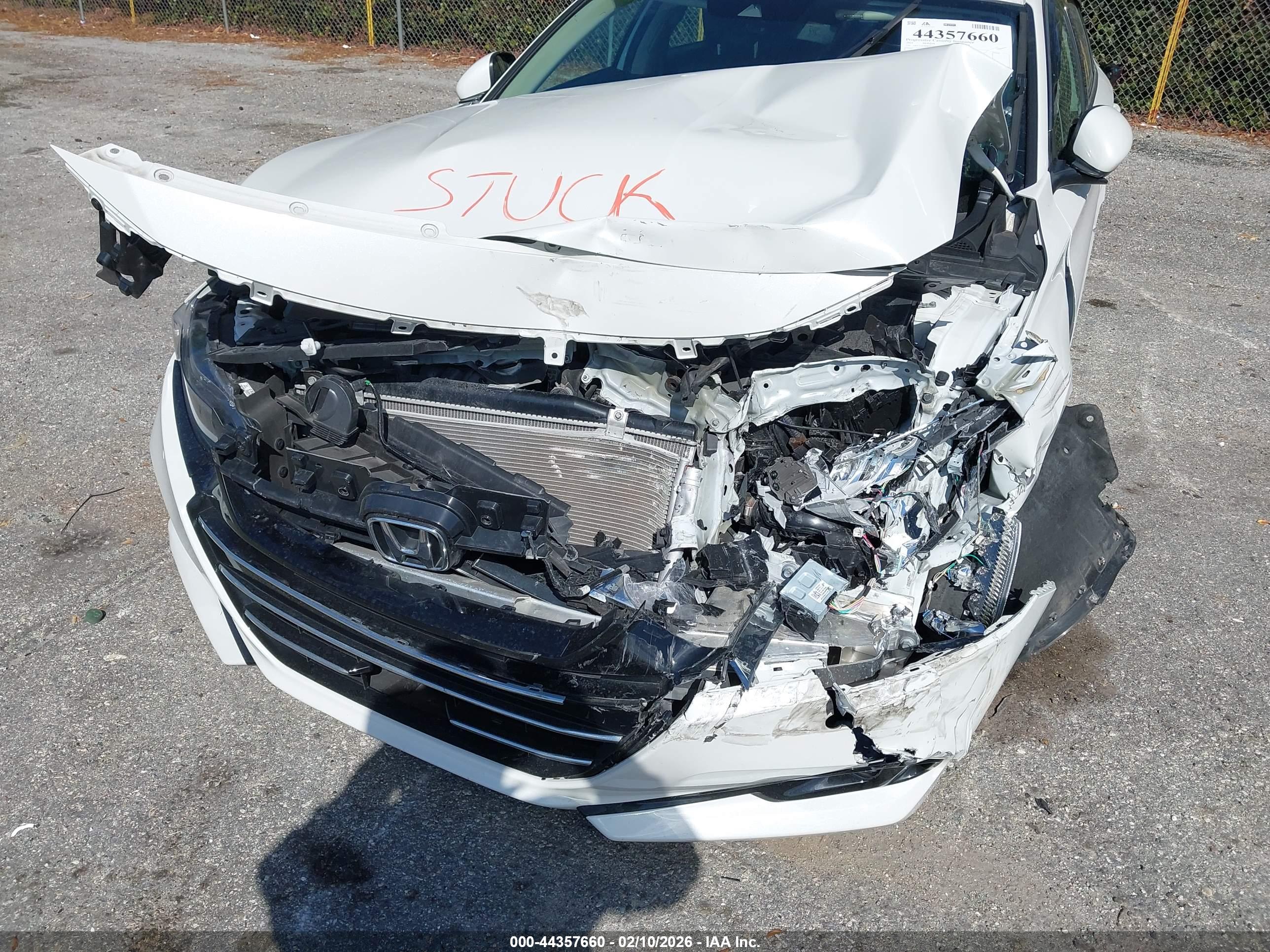 HONDA ACCORD image 6