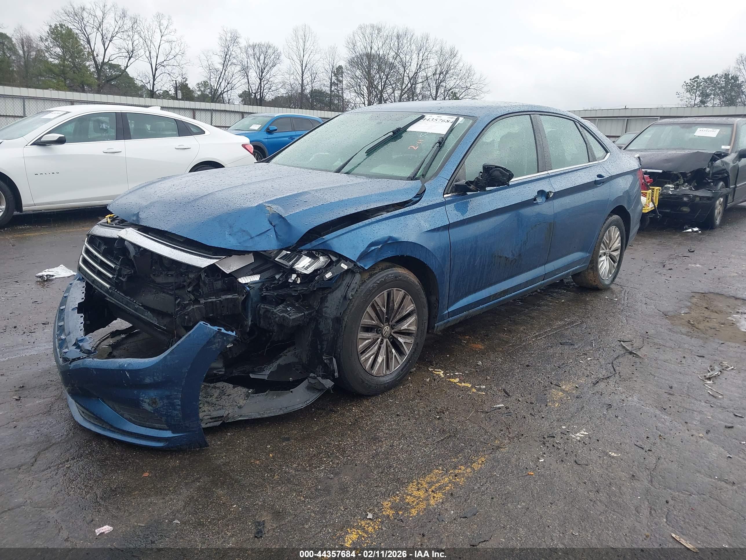 VOLKSWAGEN JETTA image 2