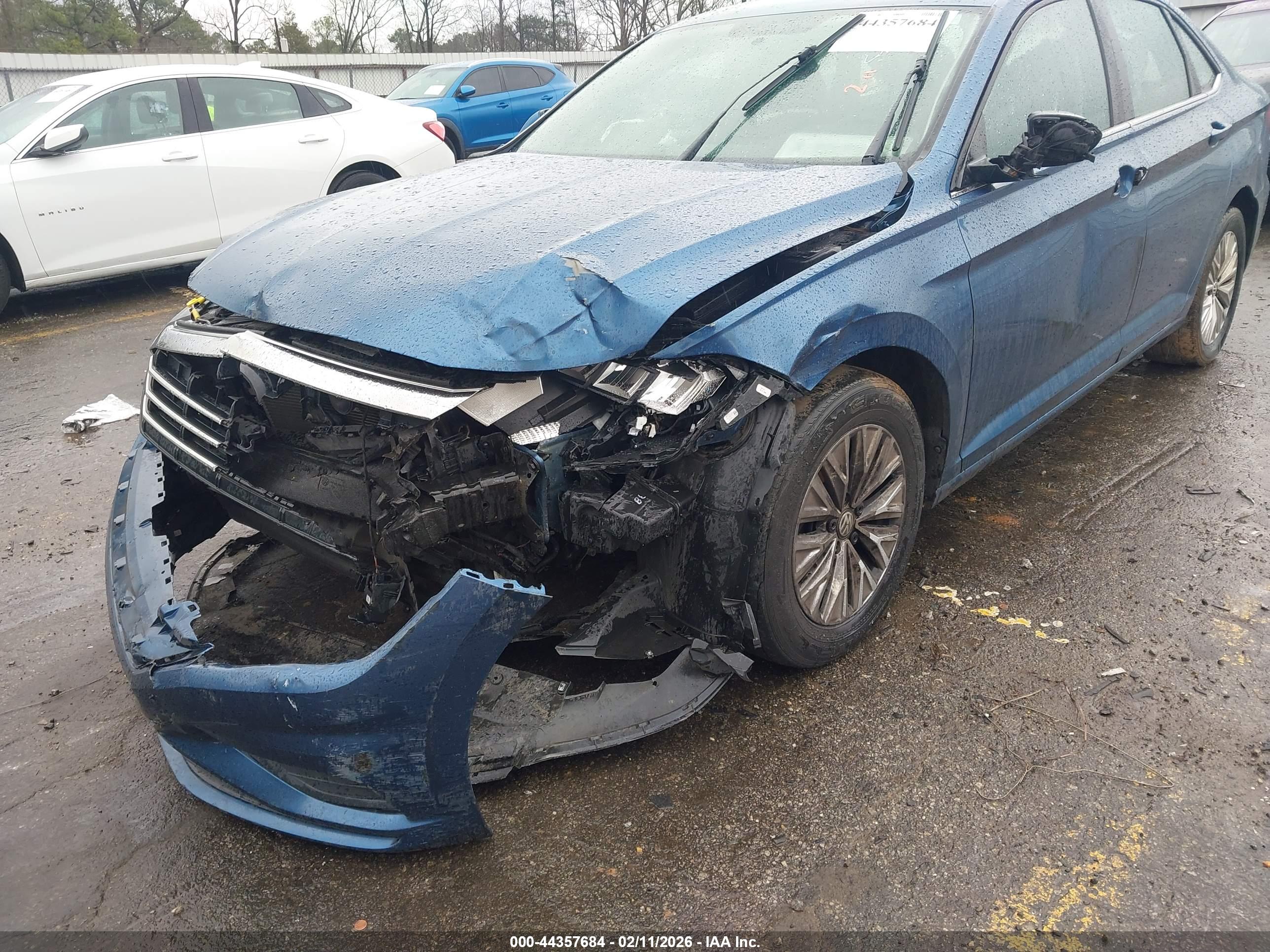 VOLKSWAGEN JETTA image 6