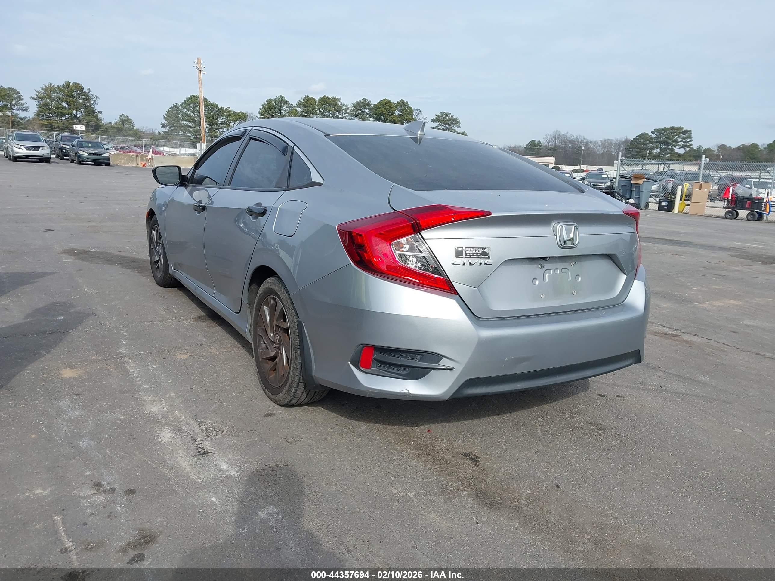 HONDA CIVIC image 3