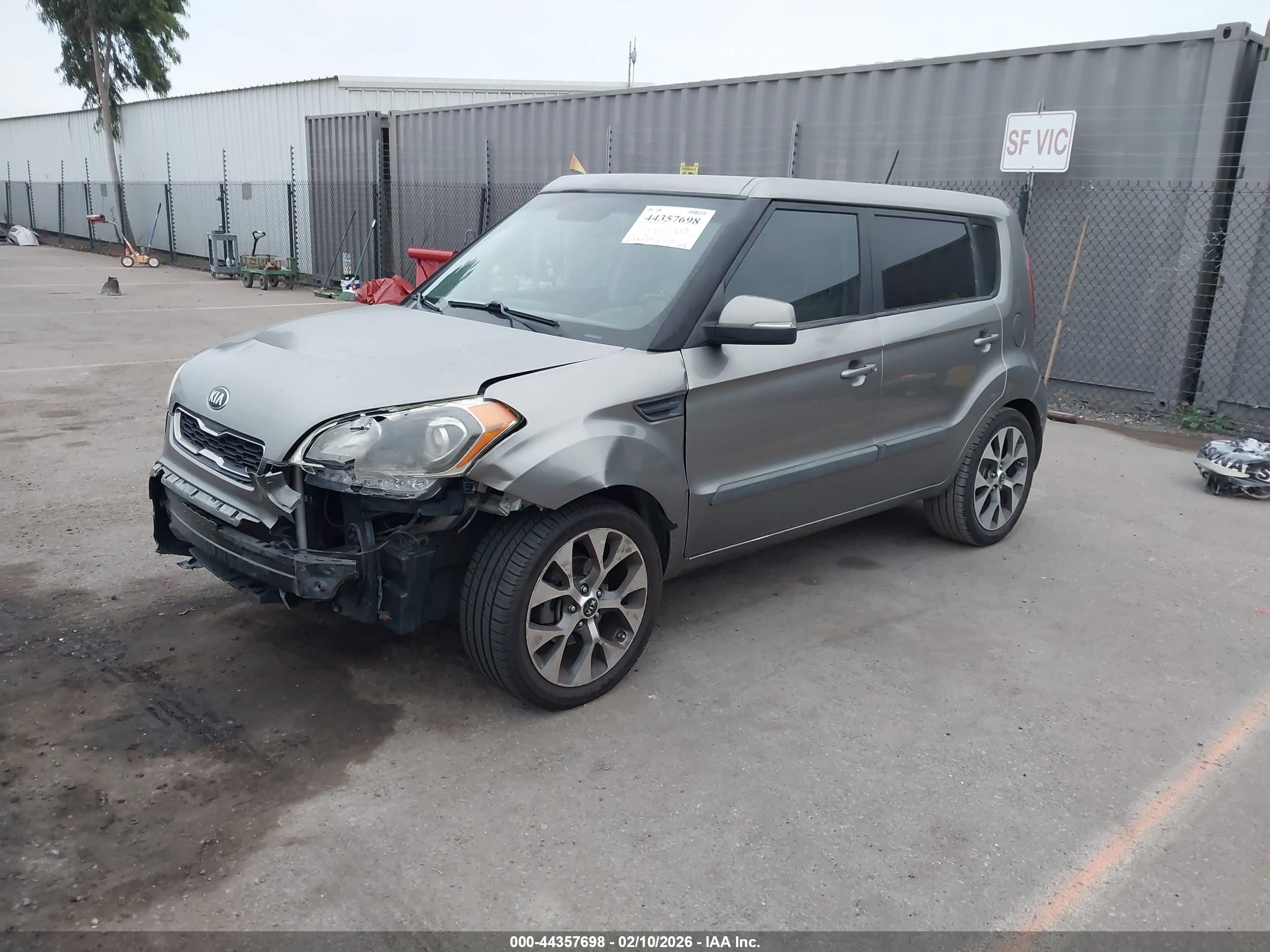 KIA SOUL image 2