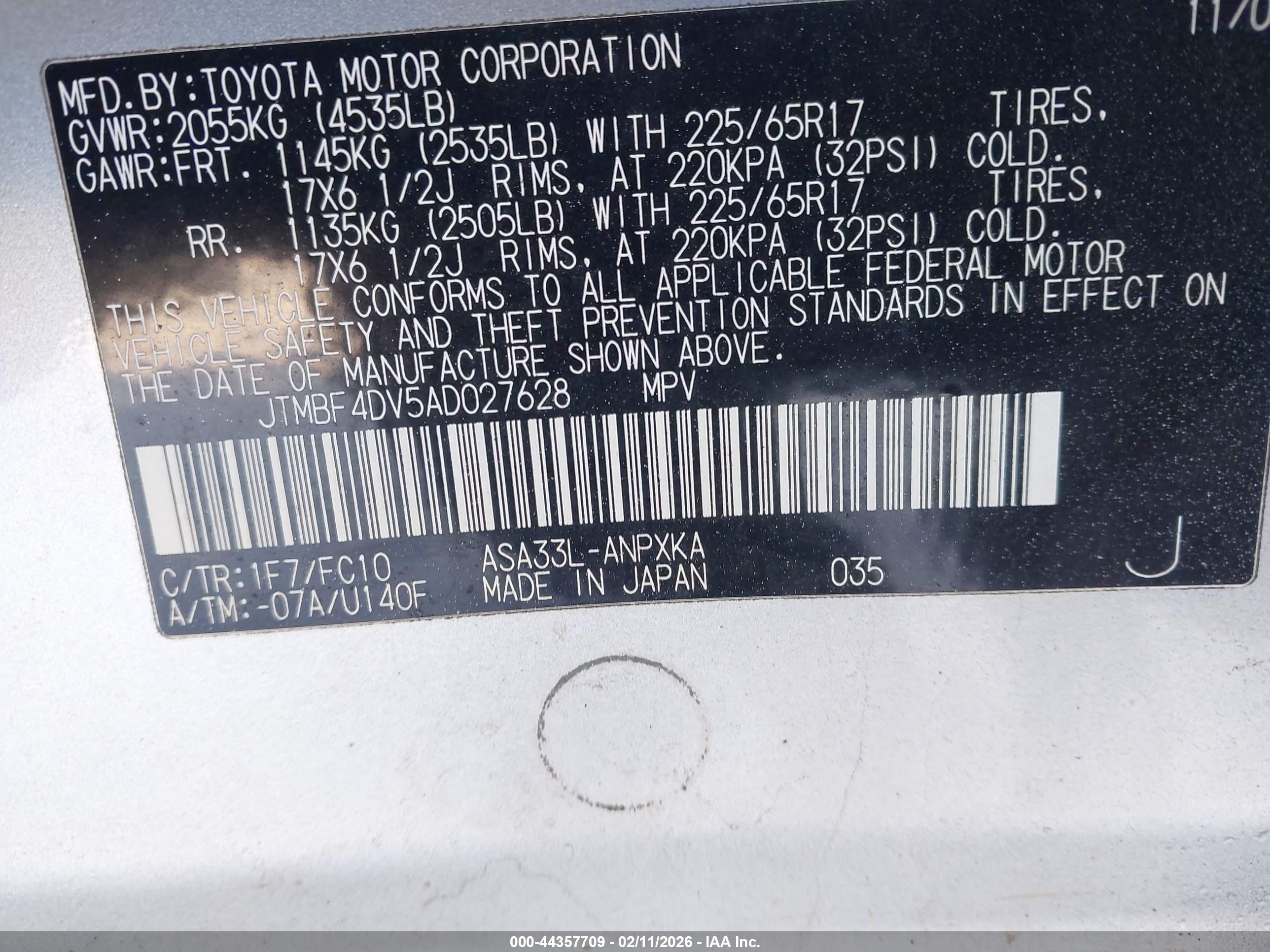TOYOTA RAV4 image 9