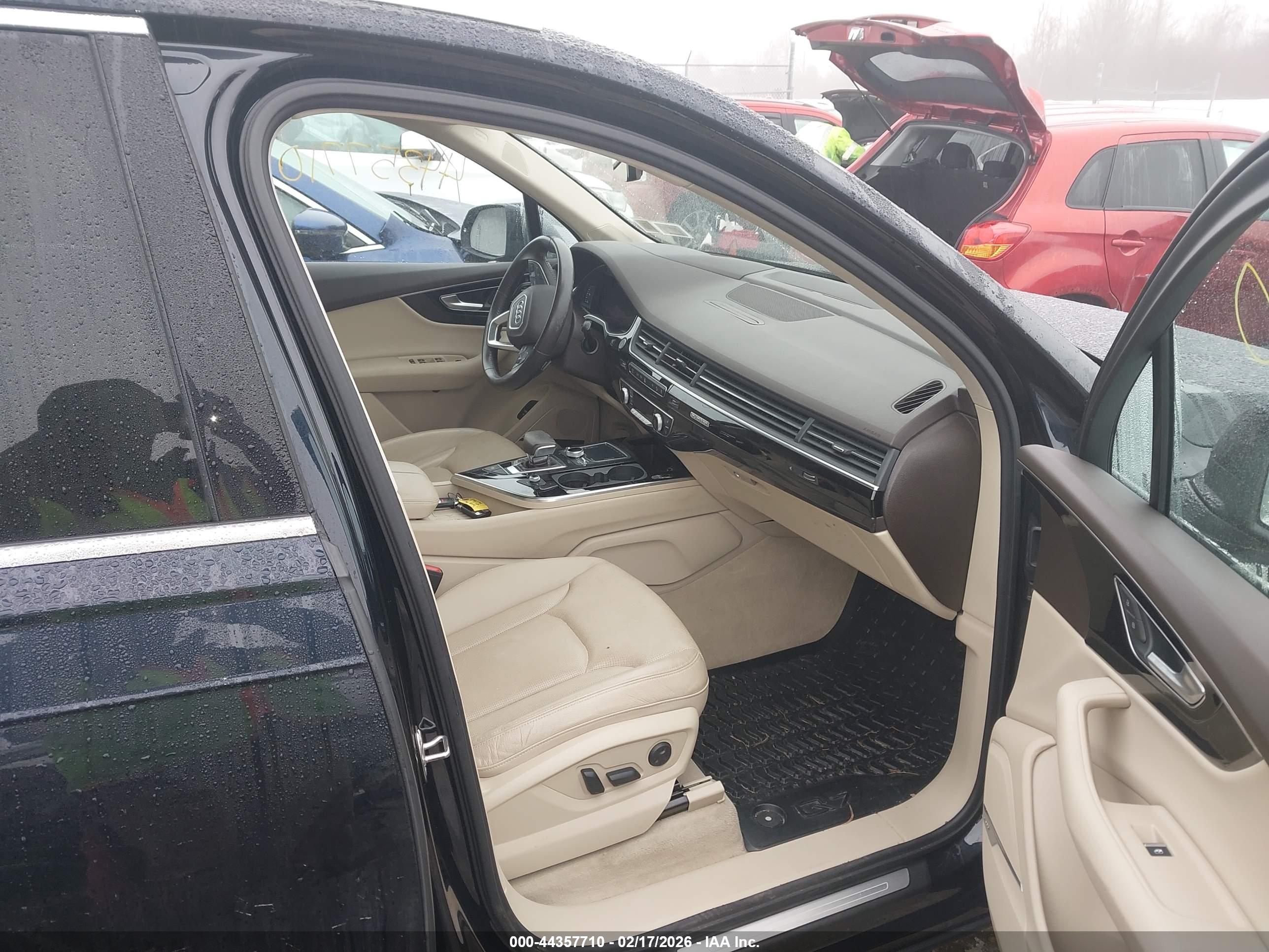 AUDI Q7 image 5