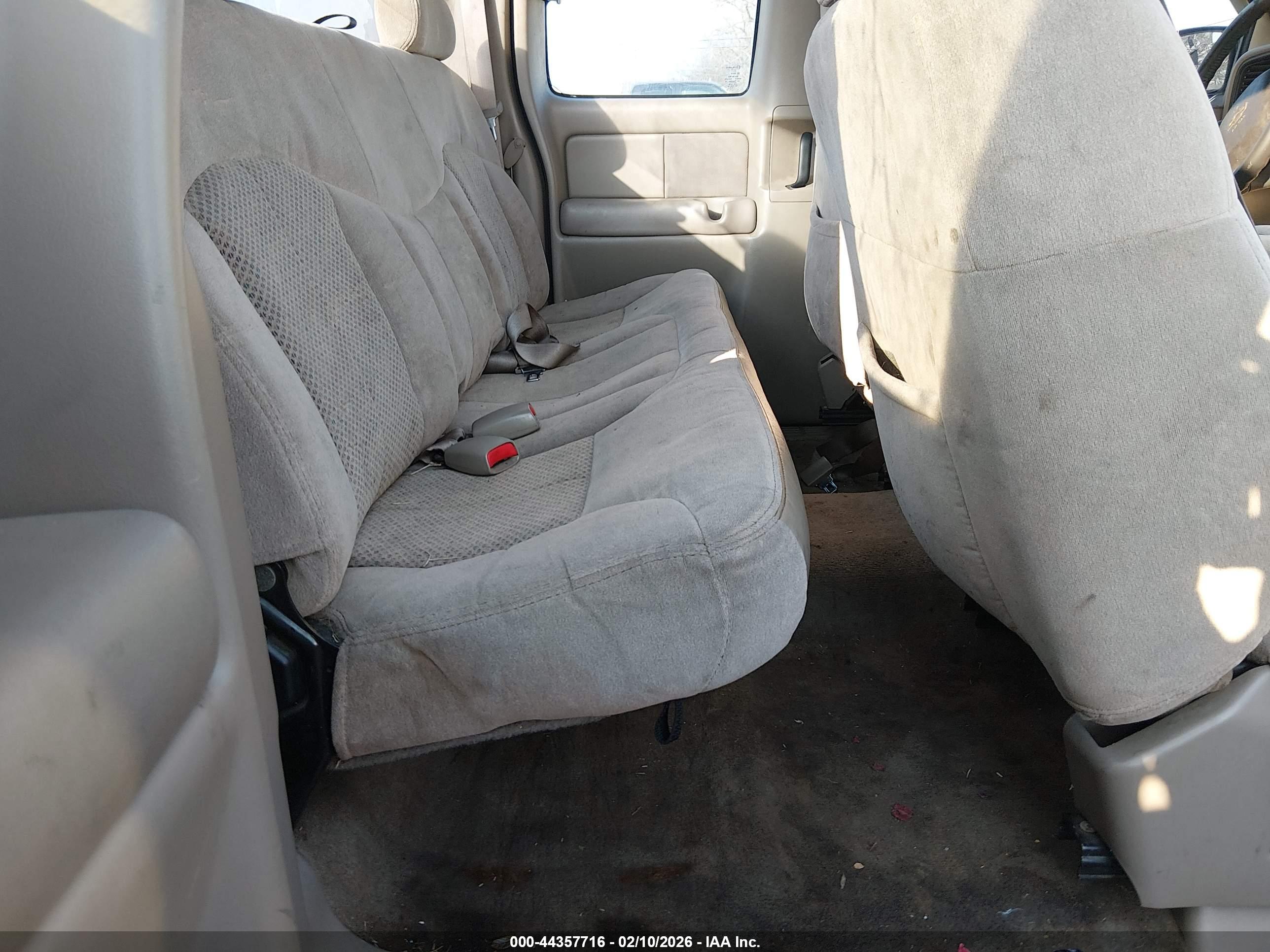 CHEVROLET SILVERADO image 8