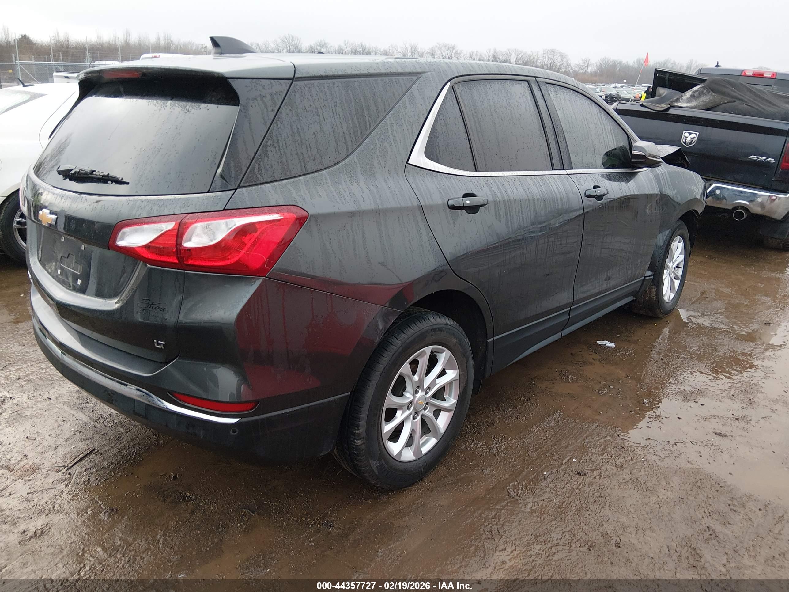 CHEVROLET EQUINOX image 4