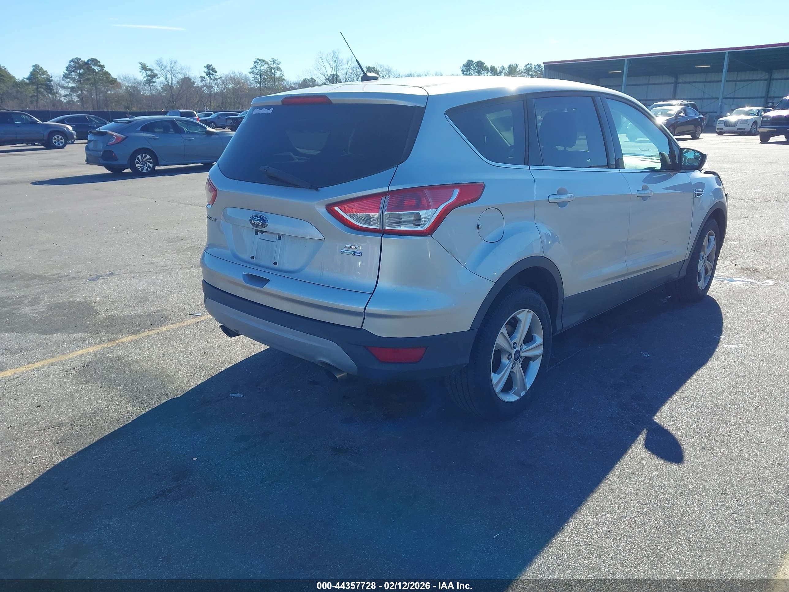 FORD ESCAPE image 4