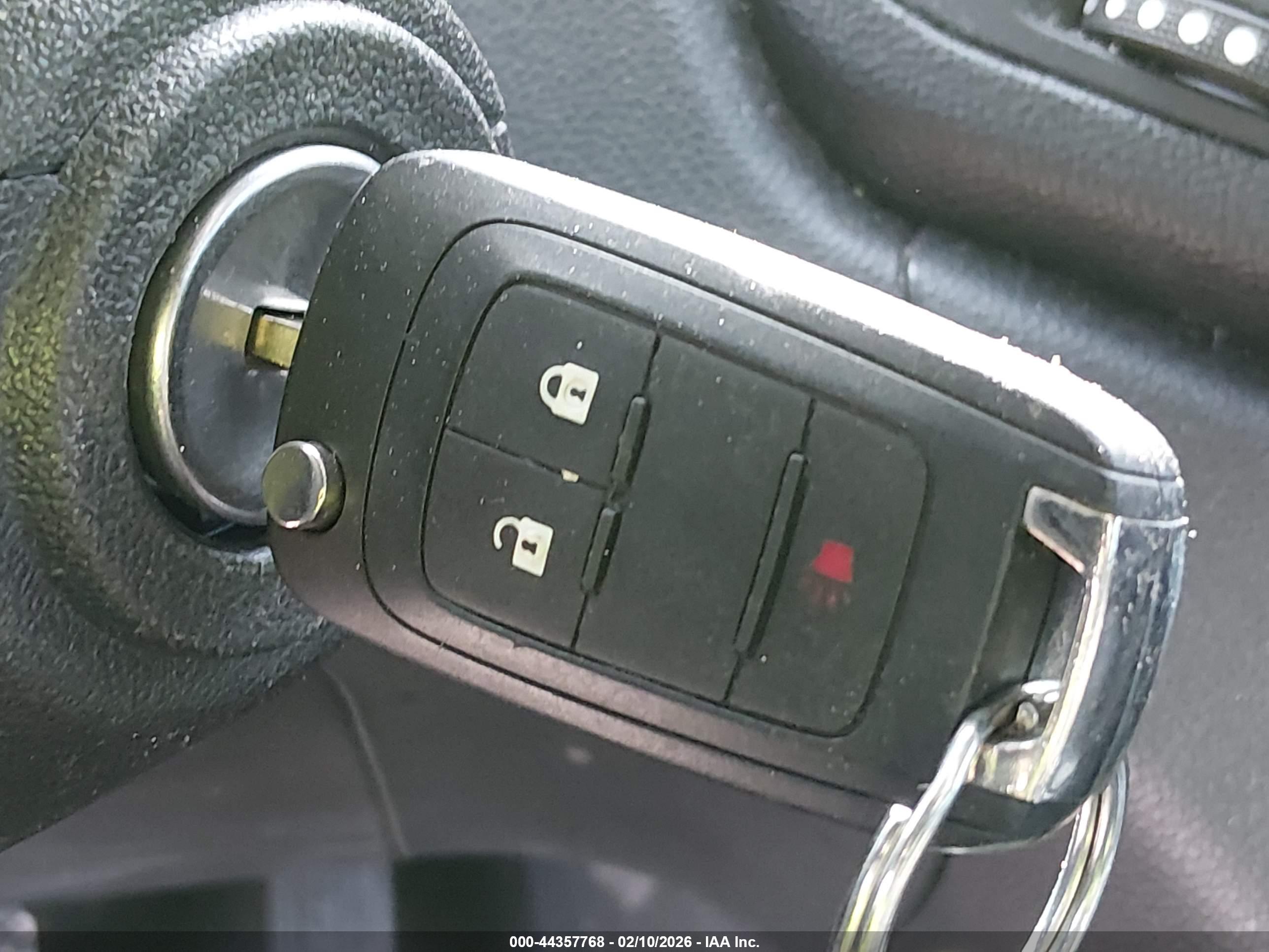 CHEVROLET EQUINOX image 11