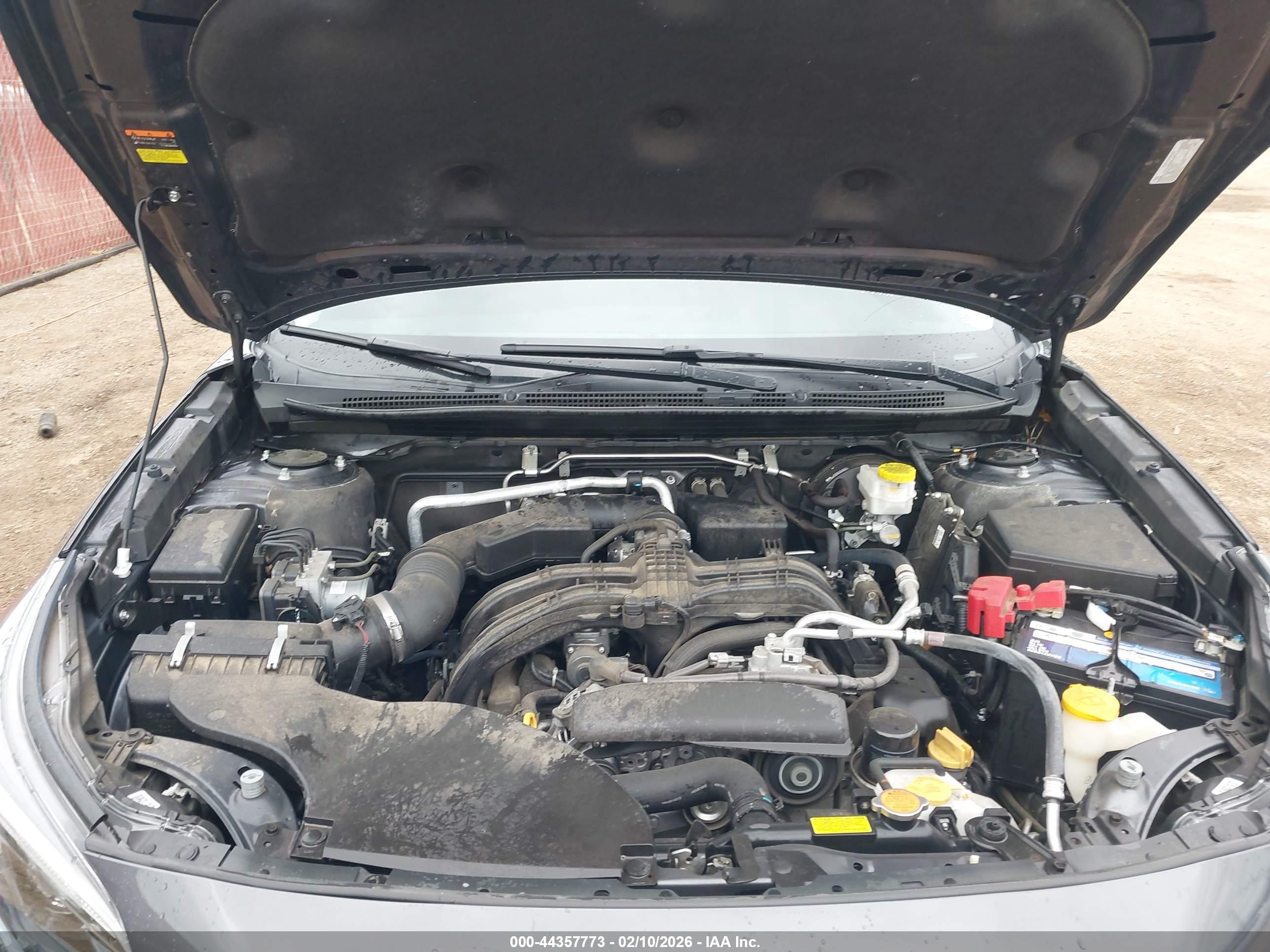 SUBARU OUTBACK image 10